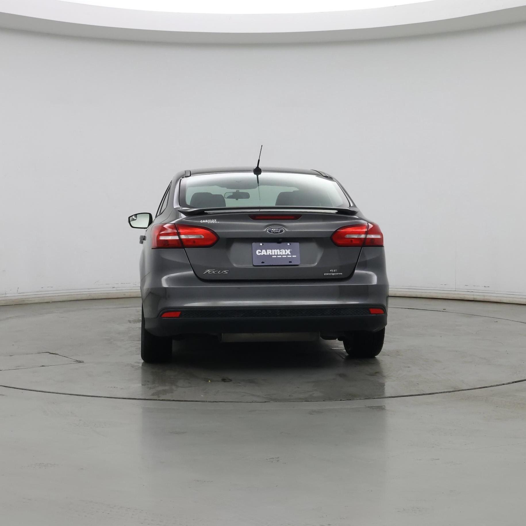 Thumbnail: 2015 Ford Focus - 6