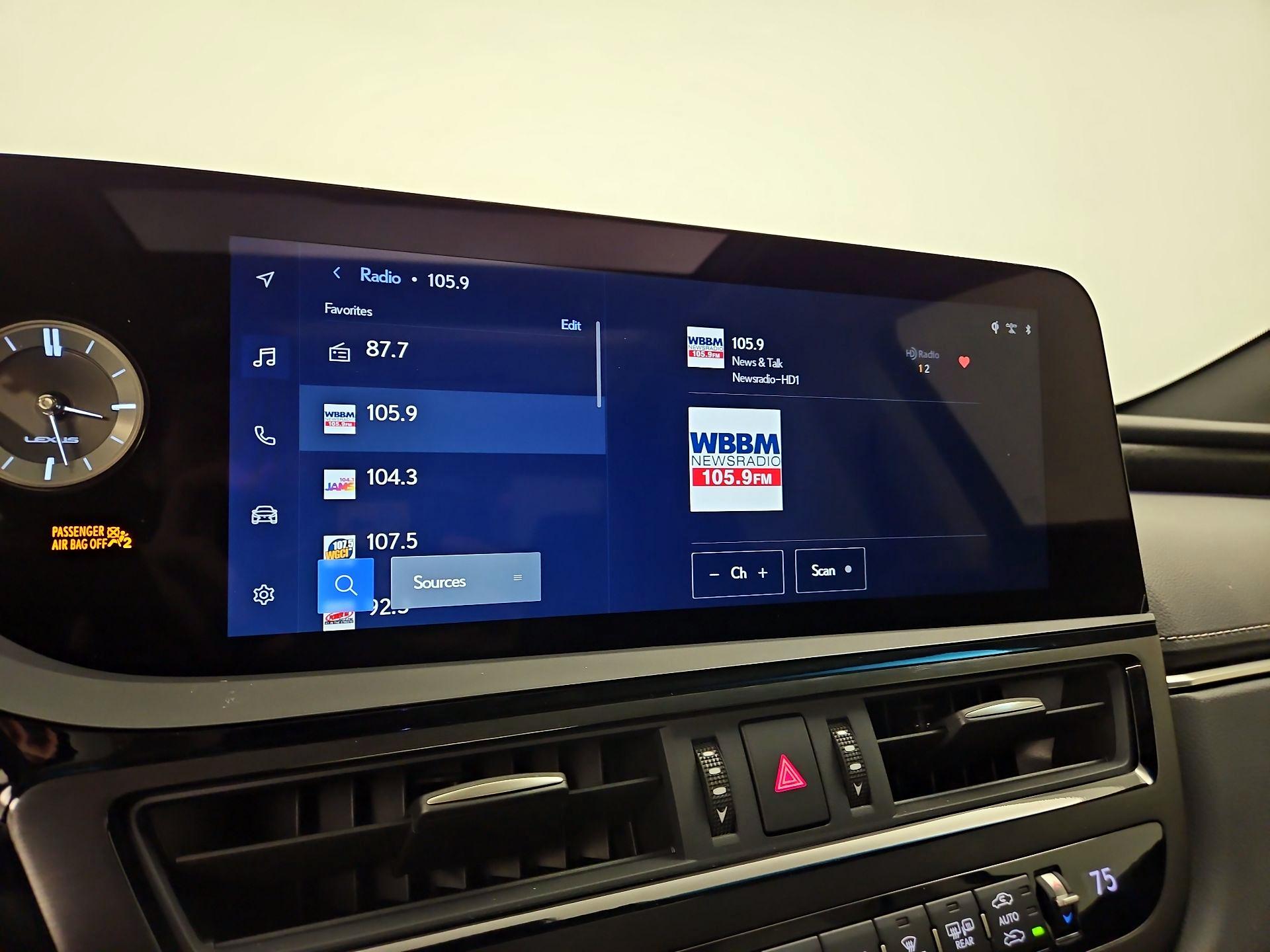 Thumbnail: 2024 Lexus ES - 15