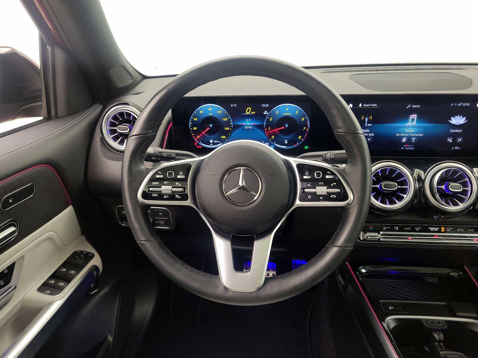 Thumbnail: 2023 Mercedes-Benz GLB - 10