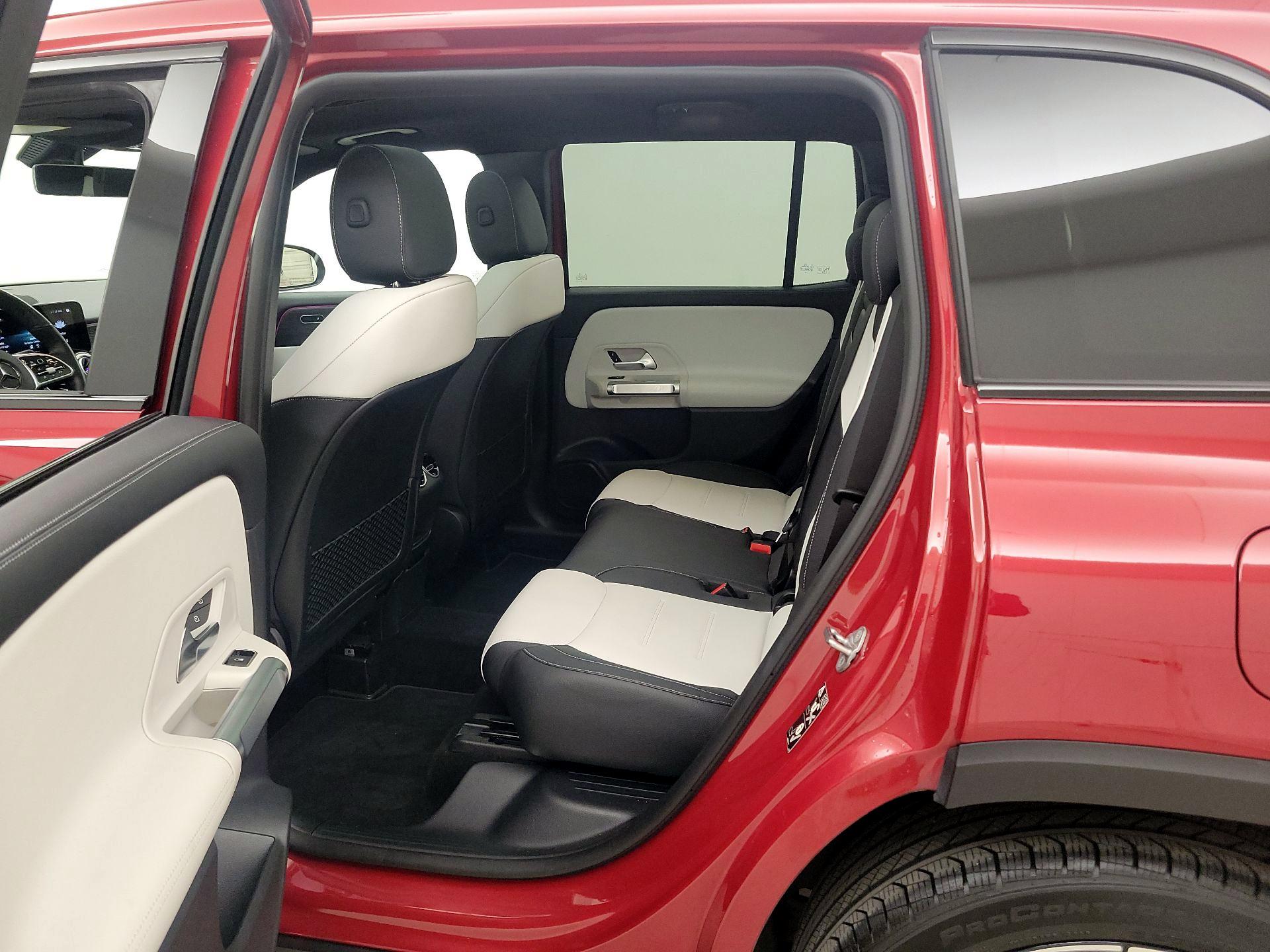 Thumbnail: 2023 Mercedes-Benz GLB - 20