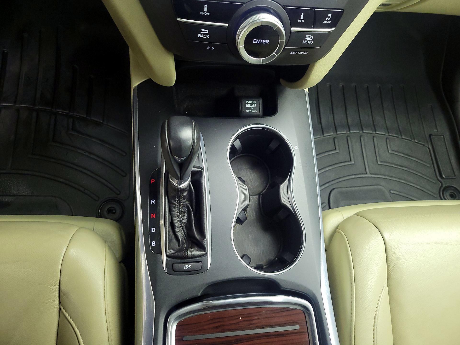 Thumbnail: 2015 Acura MDX - 15