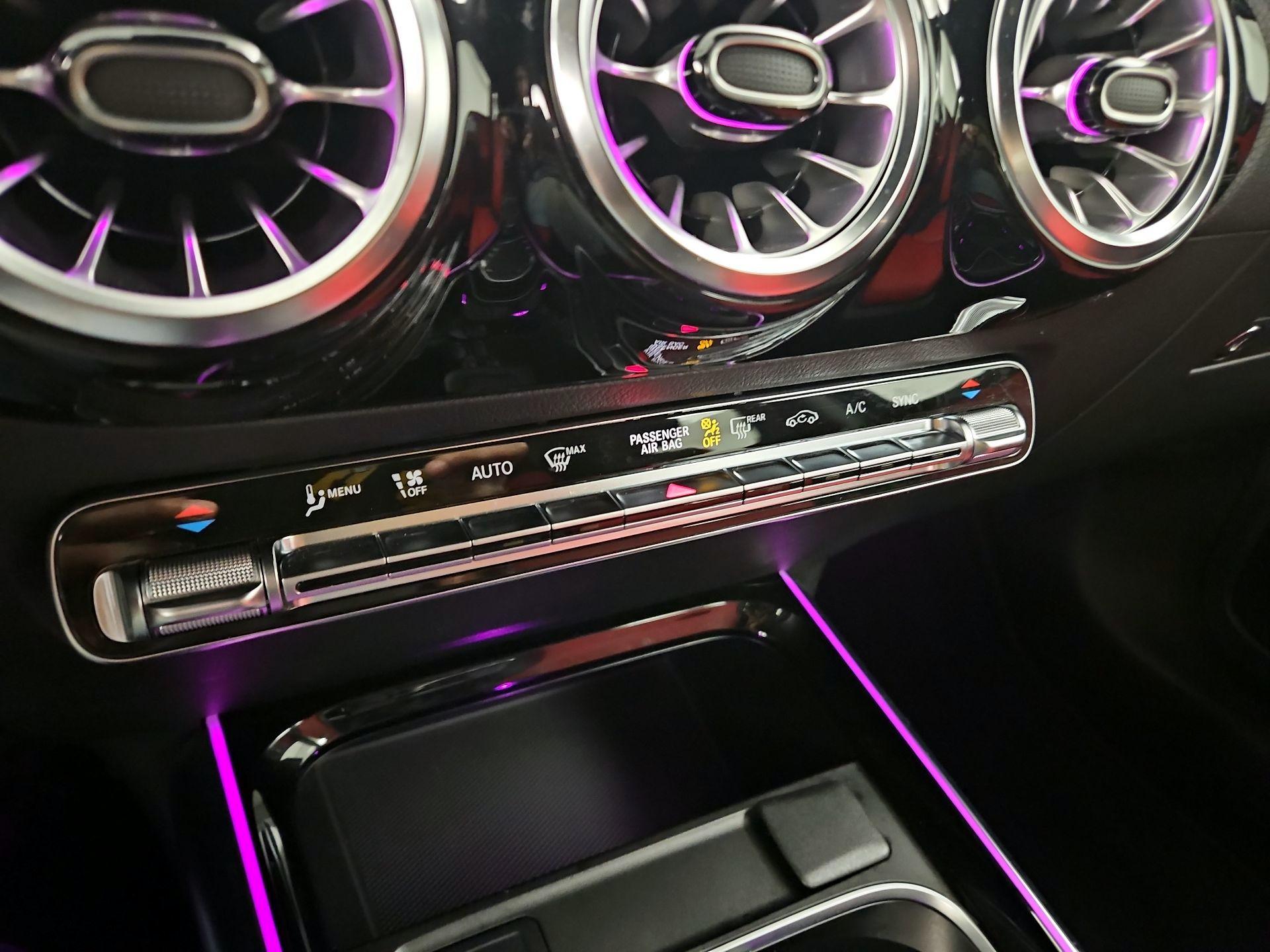 Thumbnail: 2023 Mercedes-Benz GLA - 17