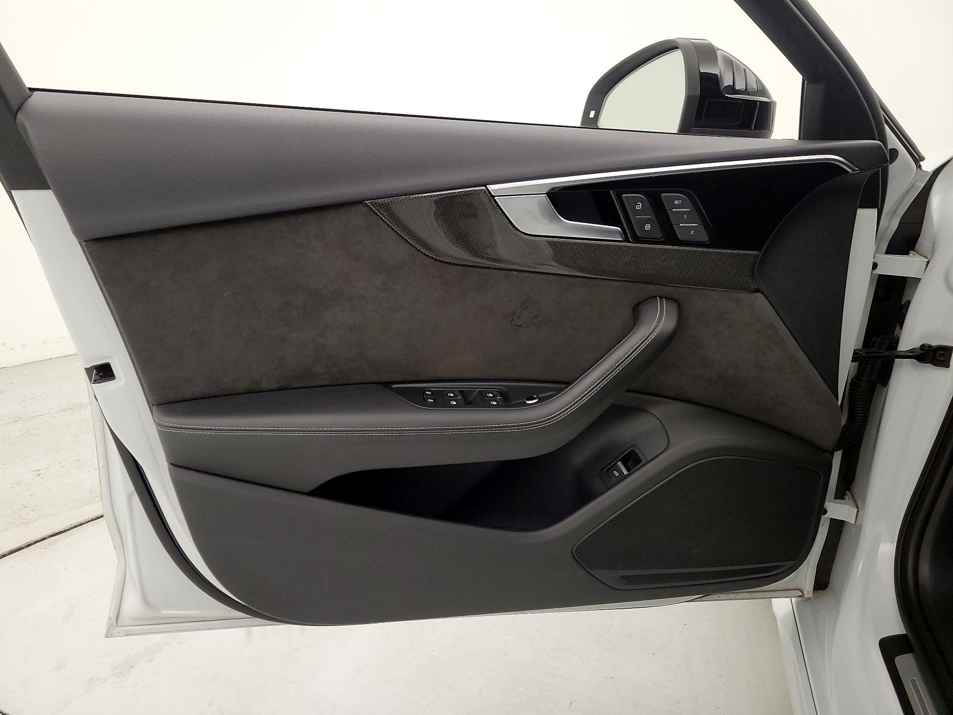 Thumbnail: 2020 Audi S4 - 12