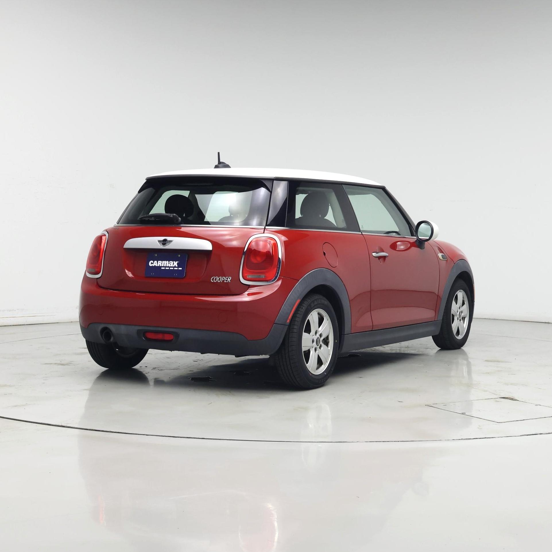 Thumbnail: 2015 MINI Cooper Hardtop - 8