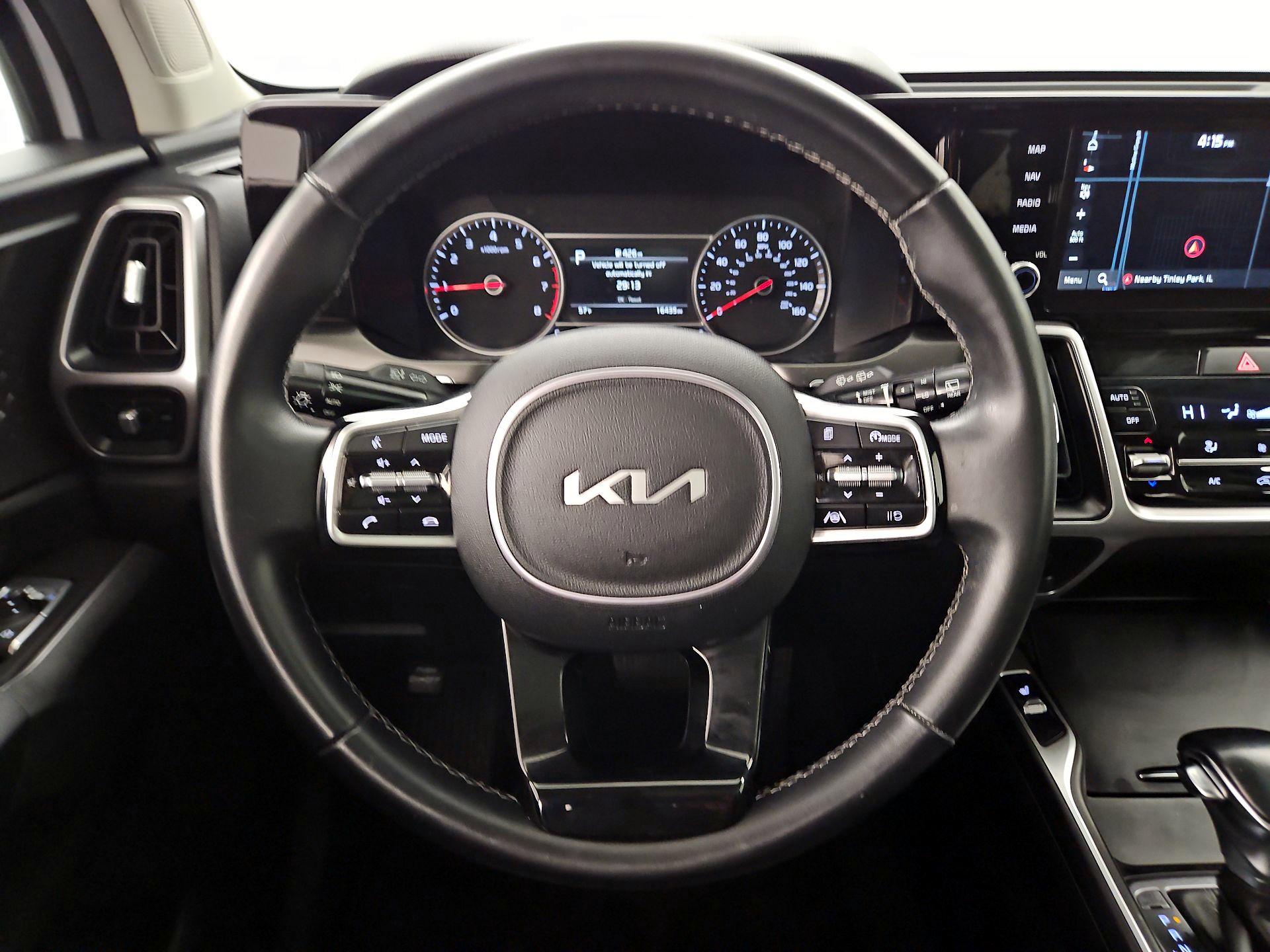 Thumbnail: 2022 Kia Sorento - 10