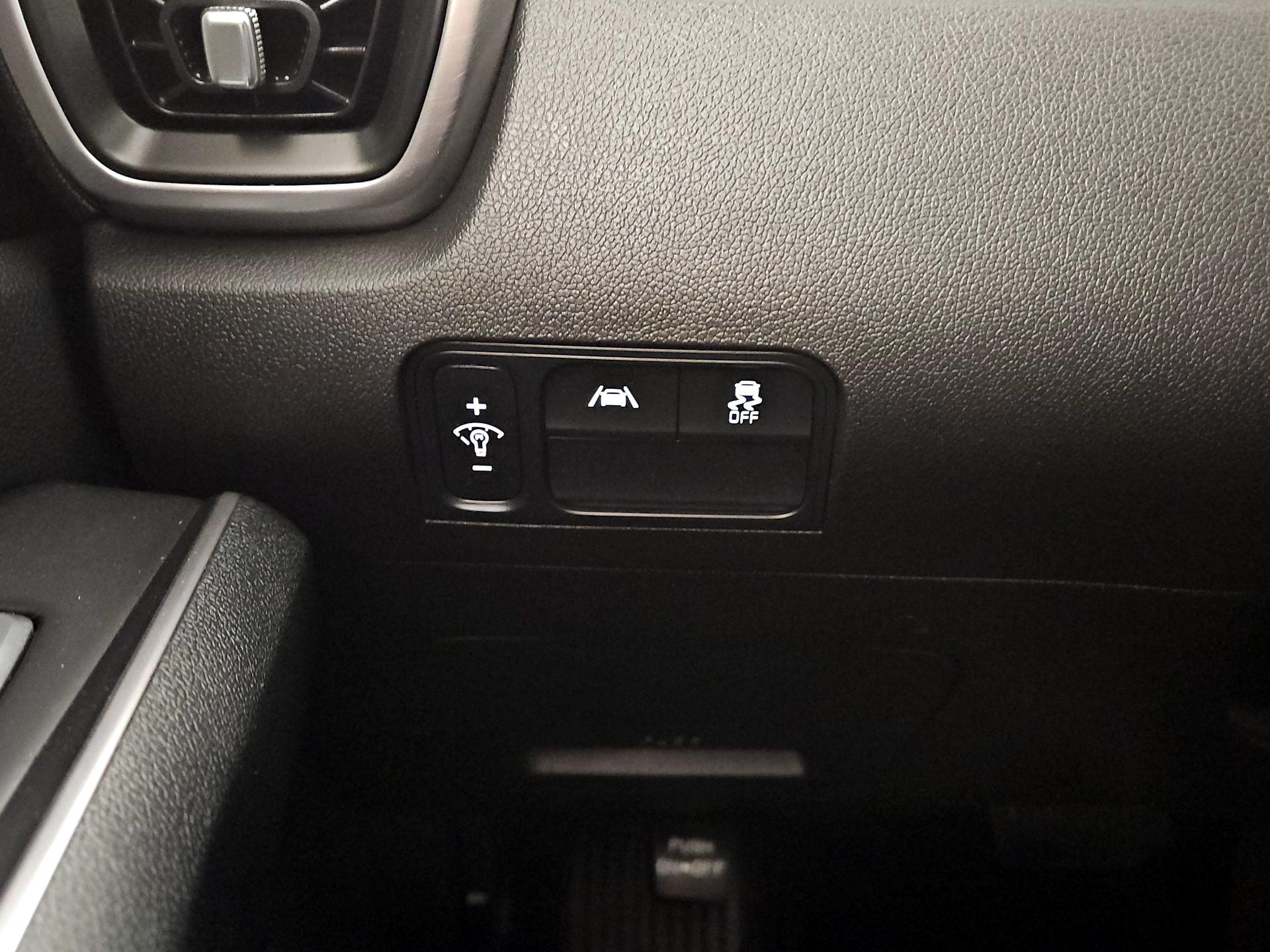 Thumbnail: 2022 Kia Sorento - 13