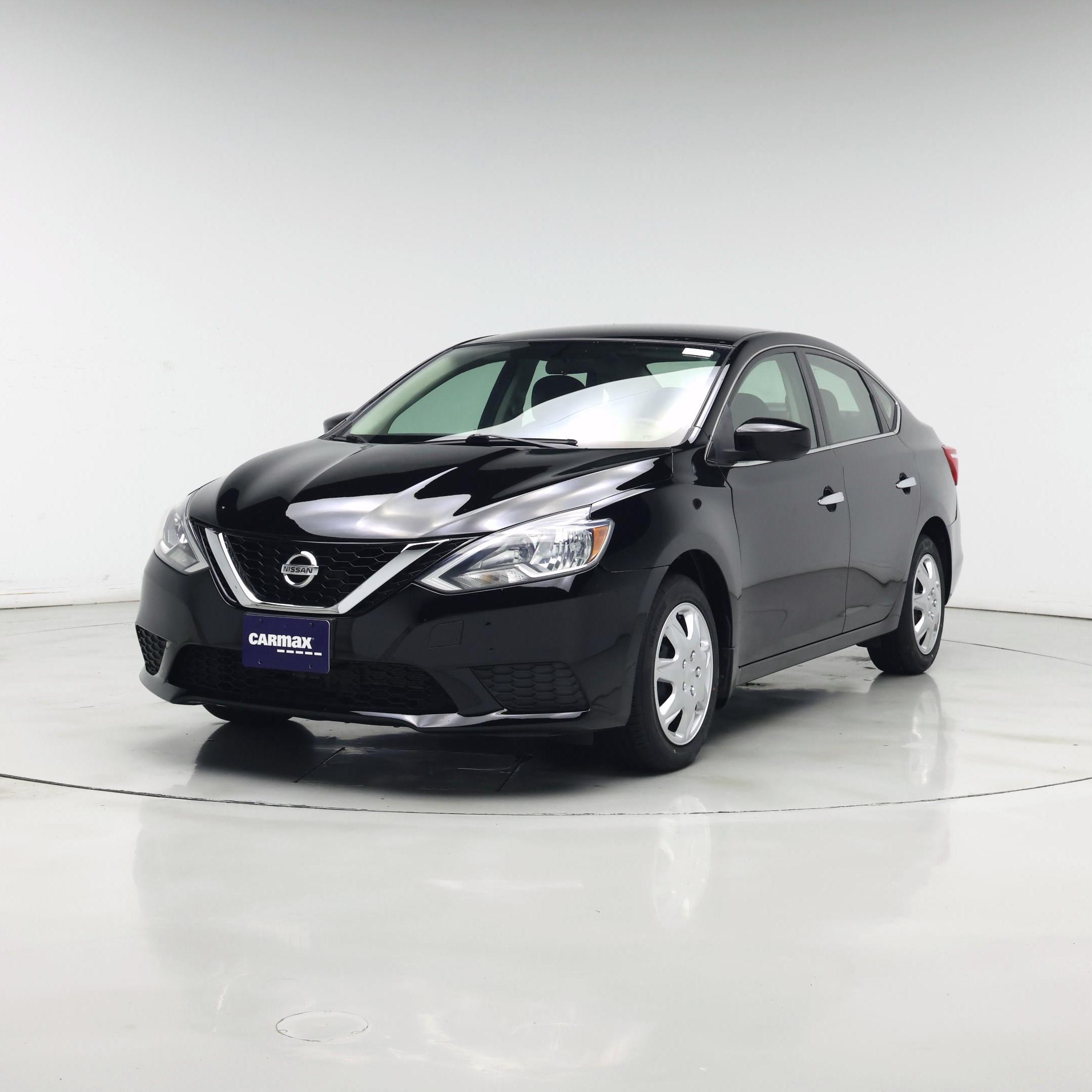 Thumbnail: 2017 Nissan Sentra - 4