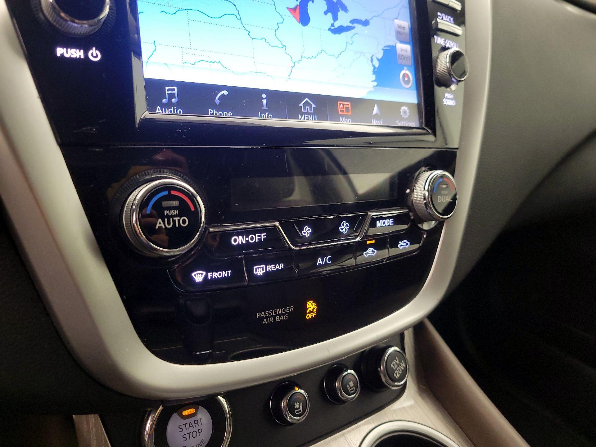 Thumbnail: 2015 Nissan Murano - 17