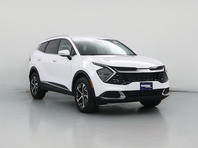 White 2024 Kia Sportage EX