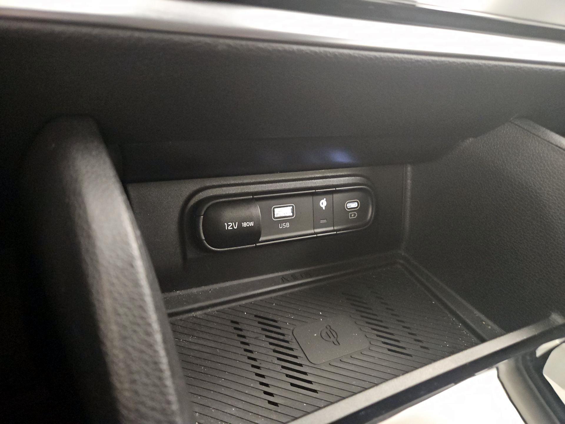 Thumbnail: 2024 Kia Sportage - 19