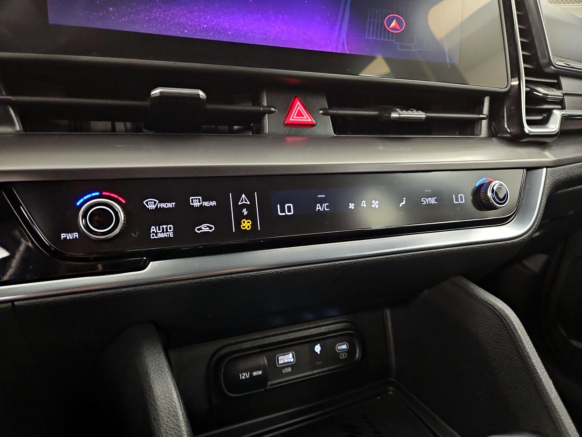 Thumbnail: 2024 Kia Sportage - 17