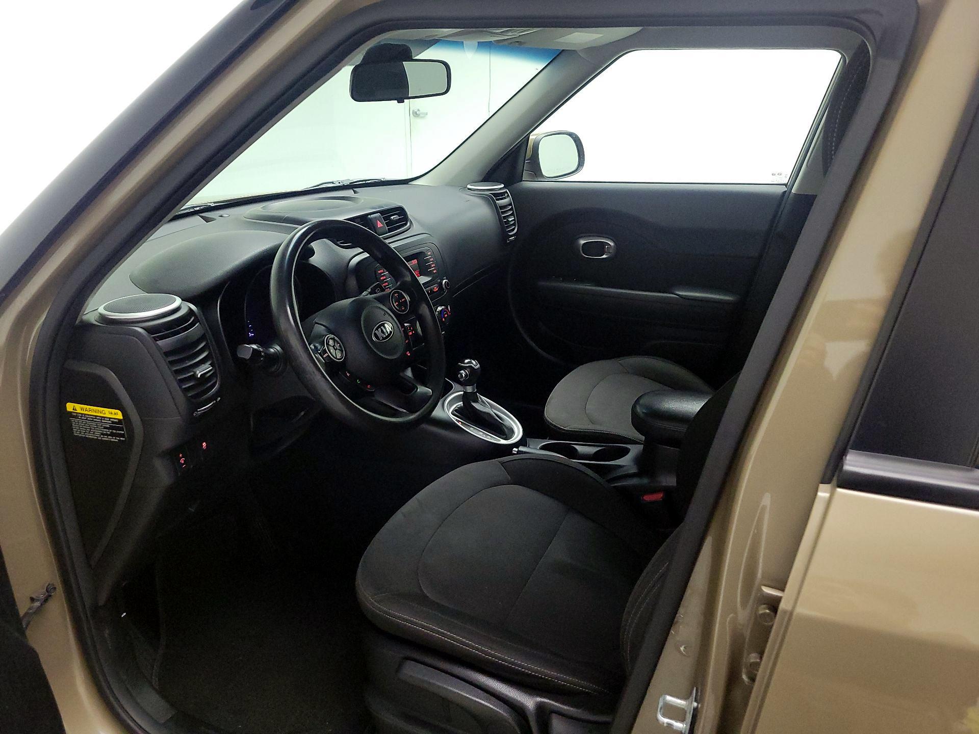 Thumbnail: 2016 Kia Soul - 11