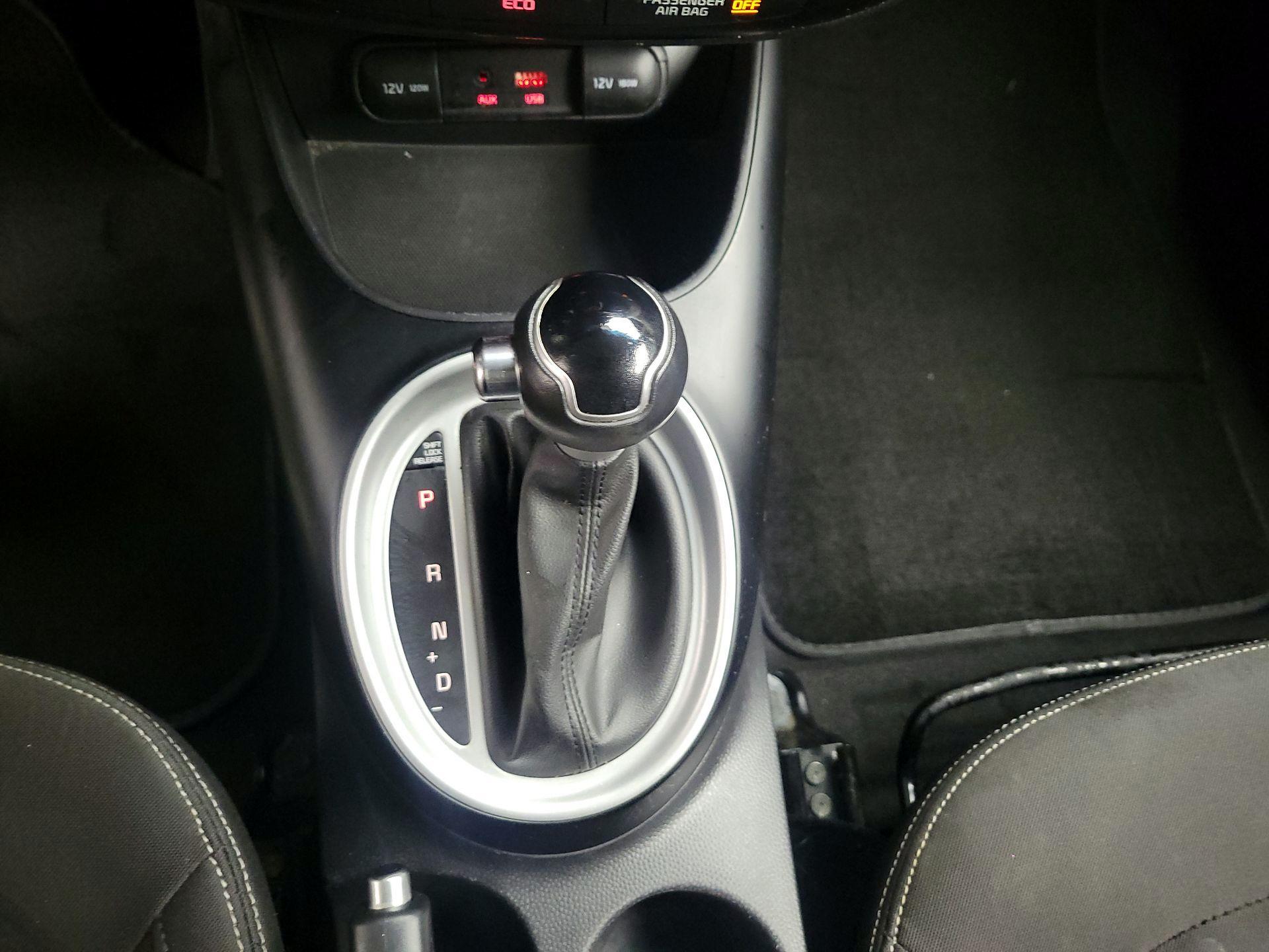 Thumbnail: 2016 Kia Soul - 15