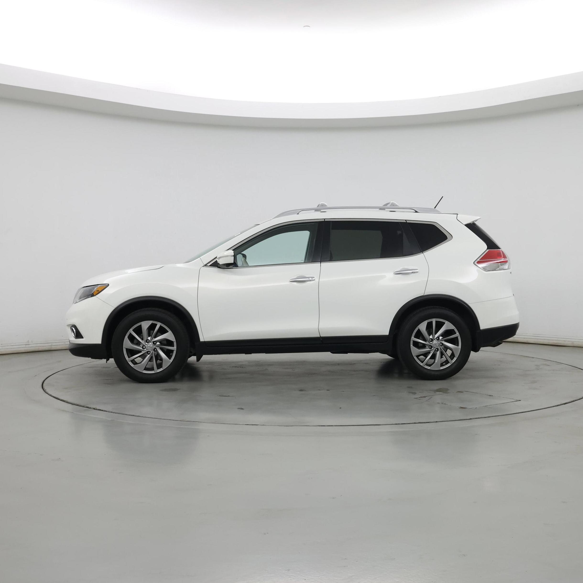 Thumbnail: 2014 Nissan Rogue - 3