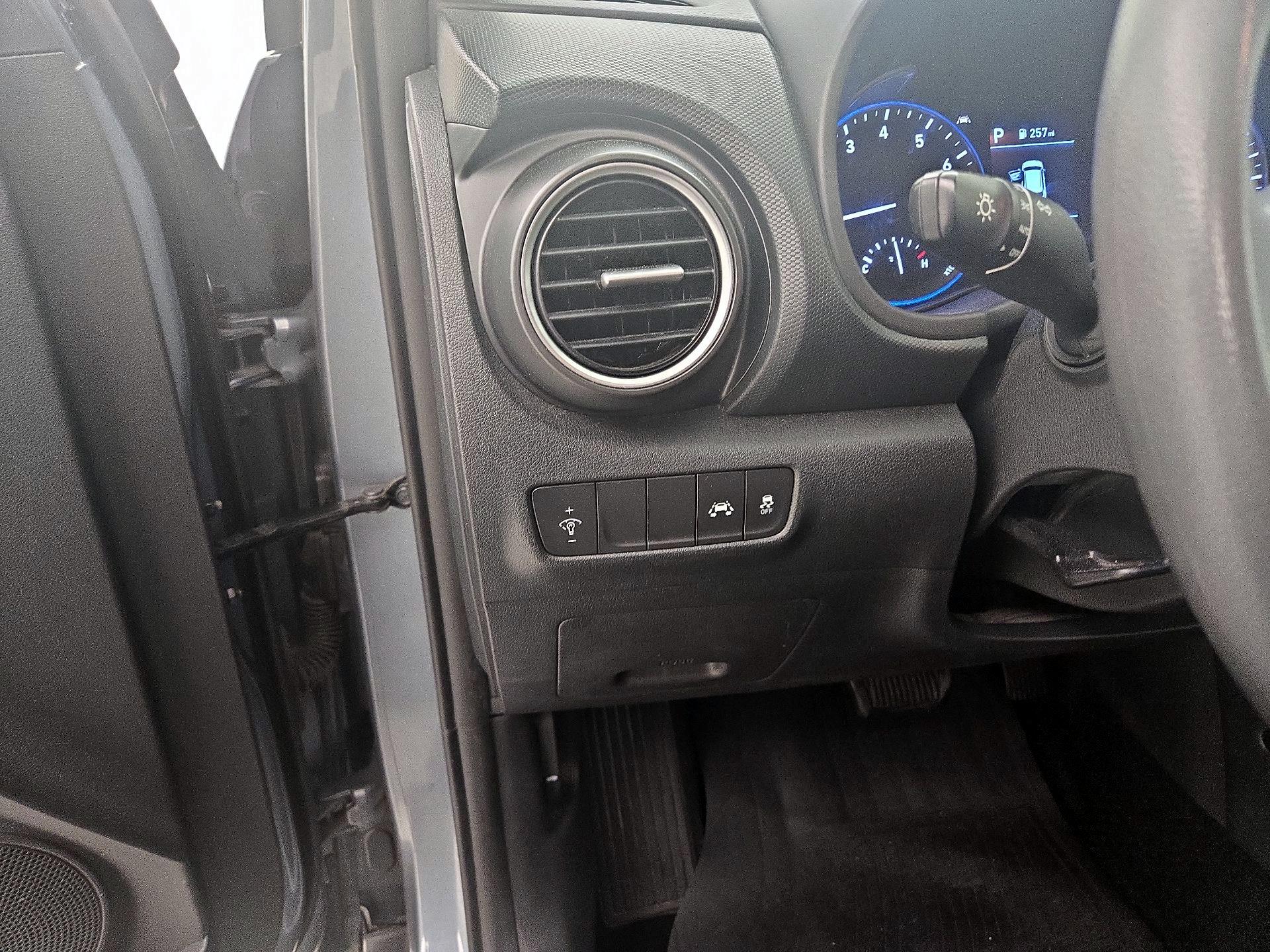 Thumbnail: 2021 Hyundai Kona - 13