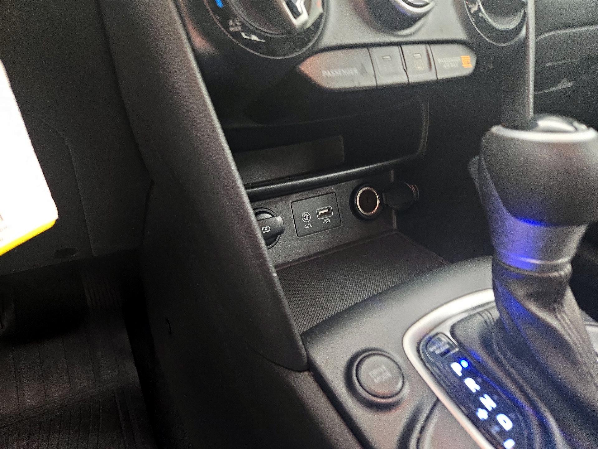 Thumbnail: 2021 Hyundai Kona - 18