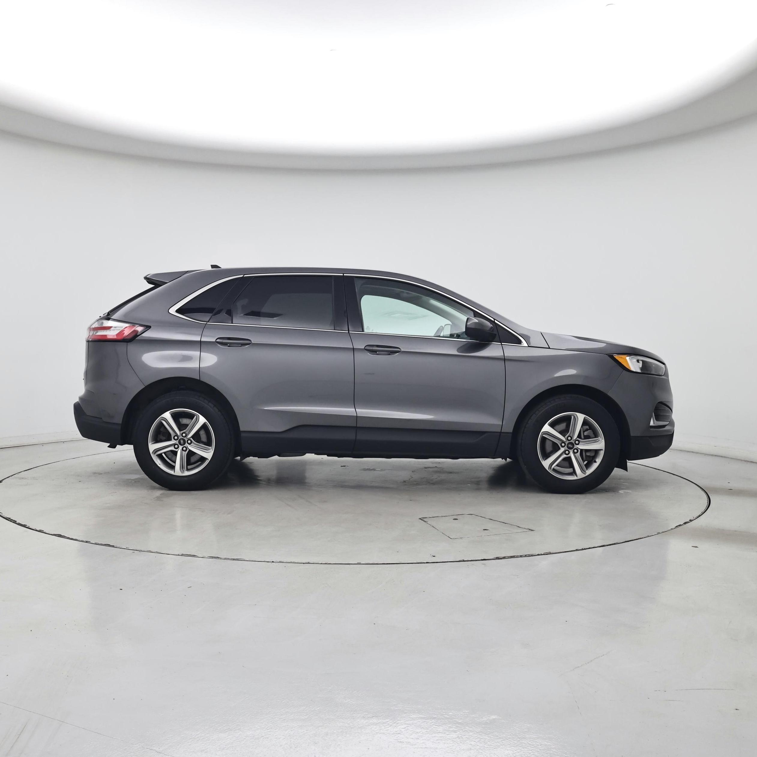 Thumbnail: 2023 Ford Edge - 7