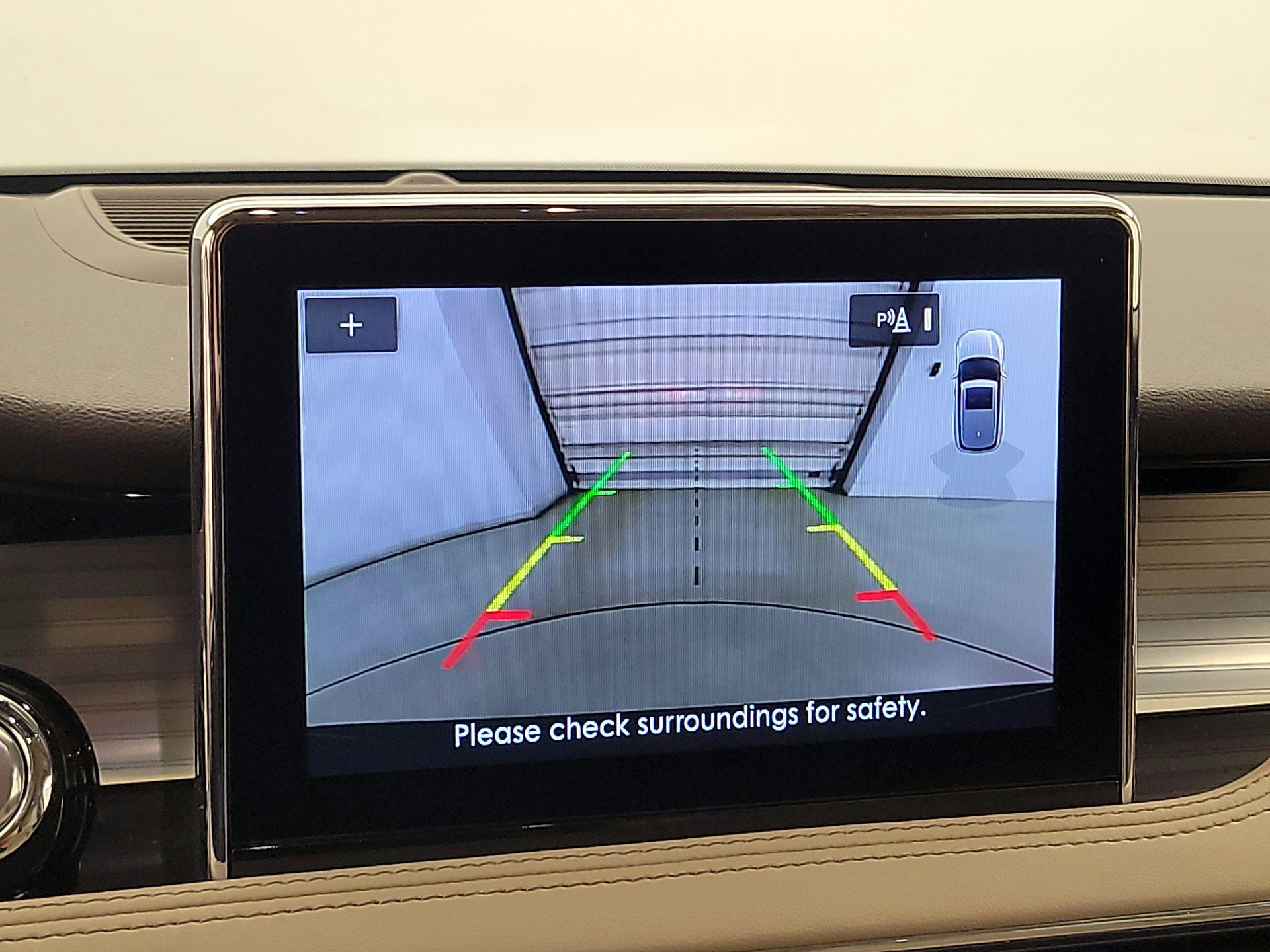 Thumbnail: 2022 Lincoln Corsair - 15