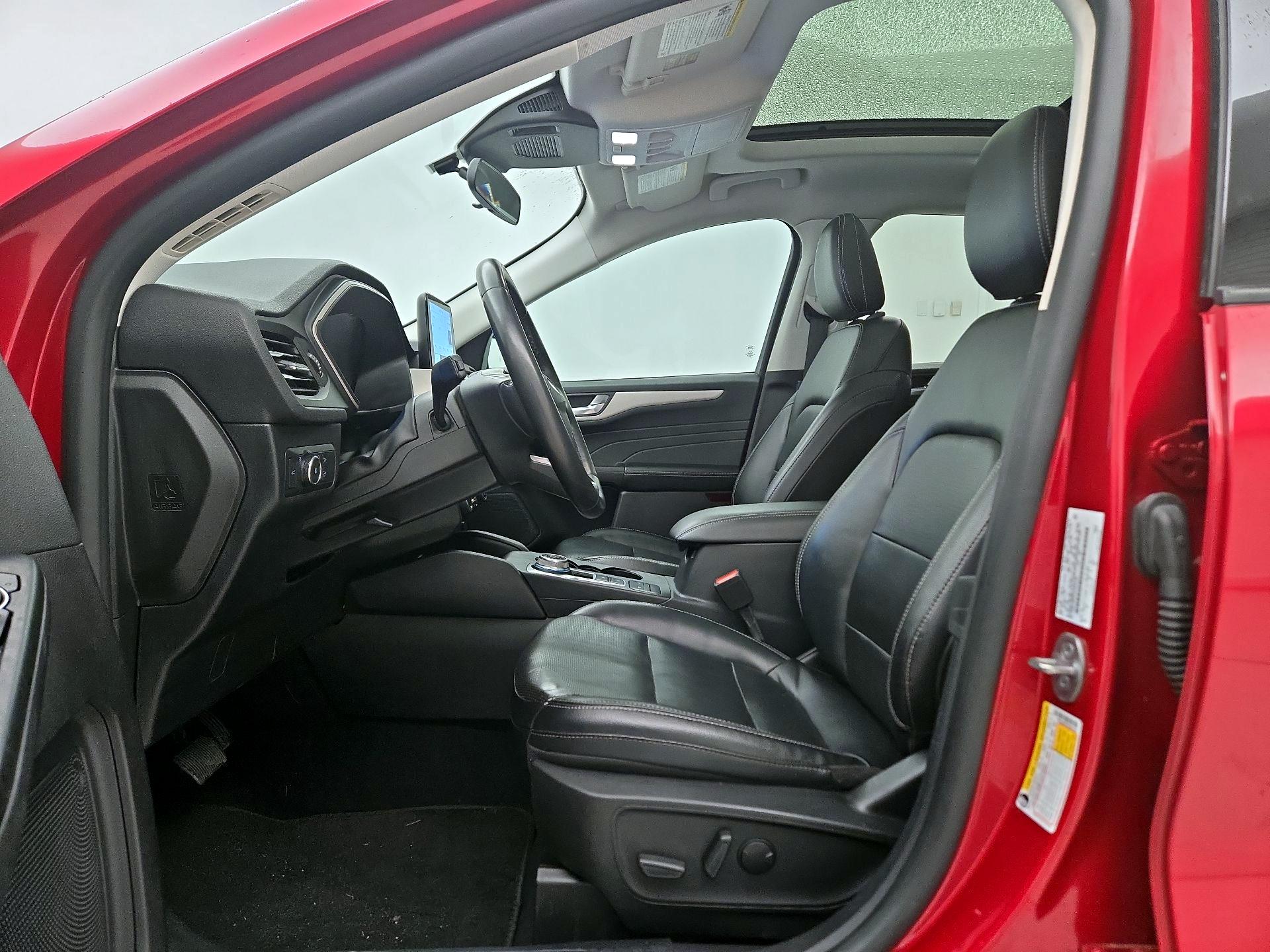 Thumbnail: 2022 Ford Escape - 11