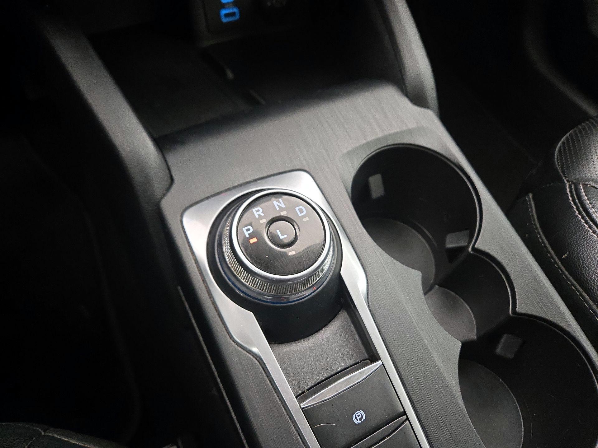 Thumbnail: 2022 Ford Escape - 17