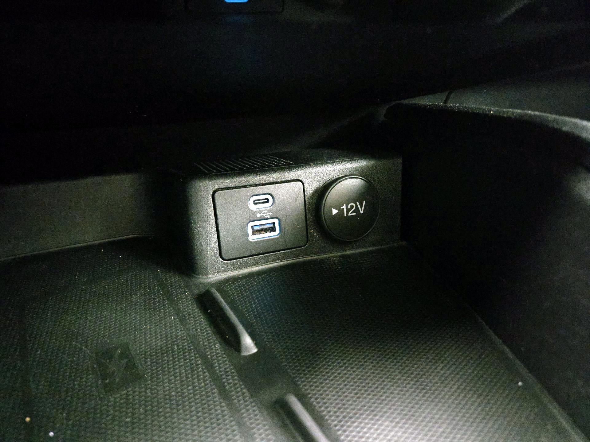 Thumbnail: 2022 Ford Escape - 18