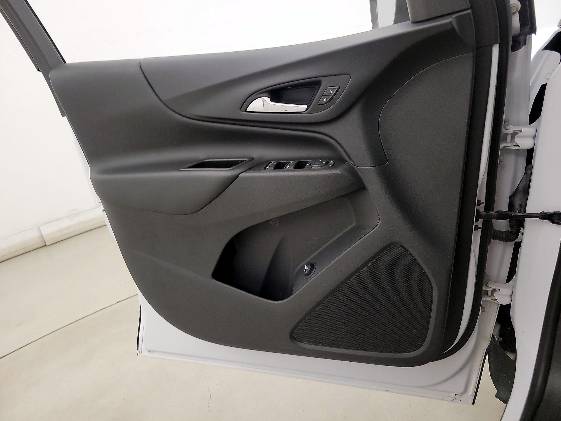 Thumbnail: 2022 Chevrolet Equinox - 12