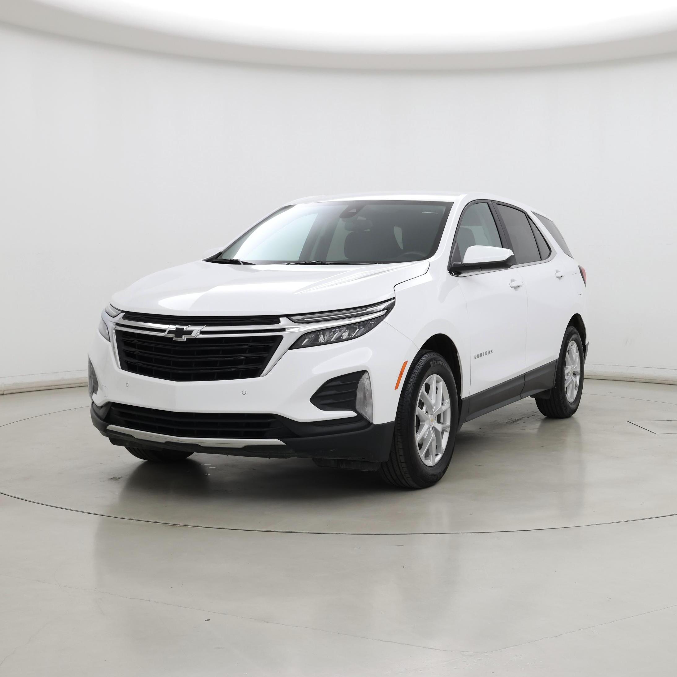 Thumbnail: 2022 Chevrolet Equinox - 4