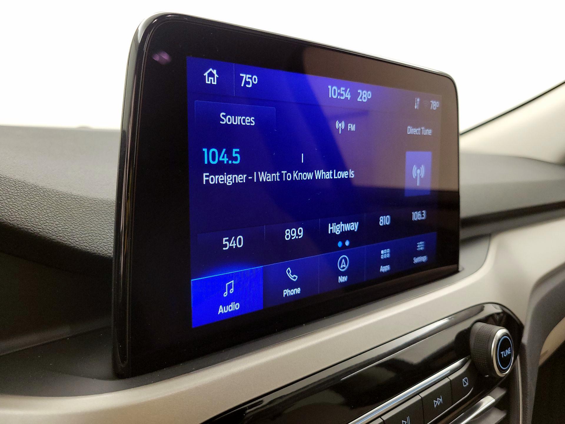 Thumbnail: 2022 Ford Escape - 16