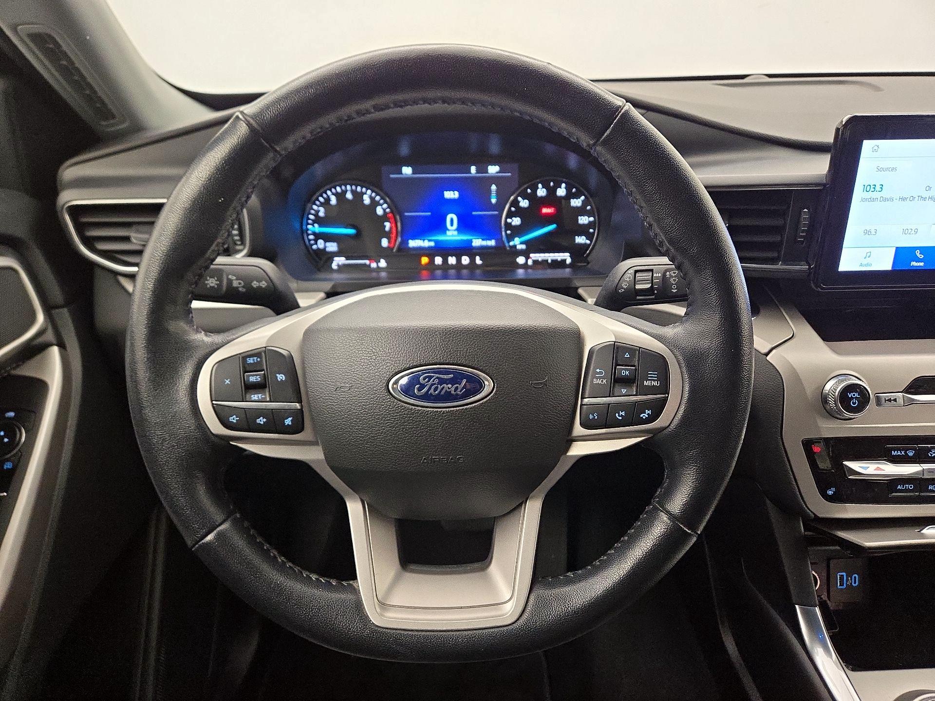 Thumbnail: 2022 Ford Explorer - 10