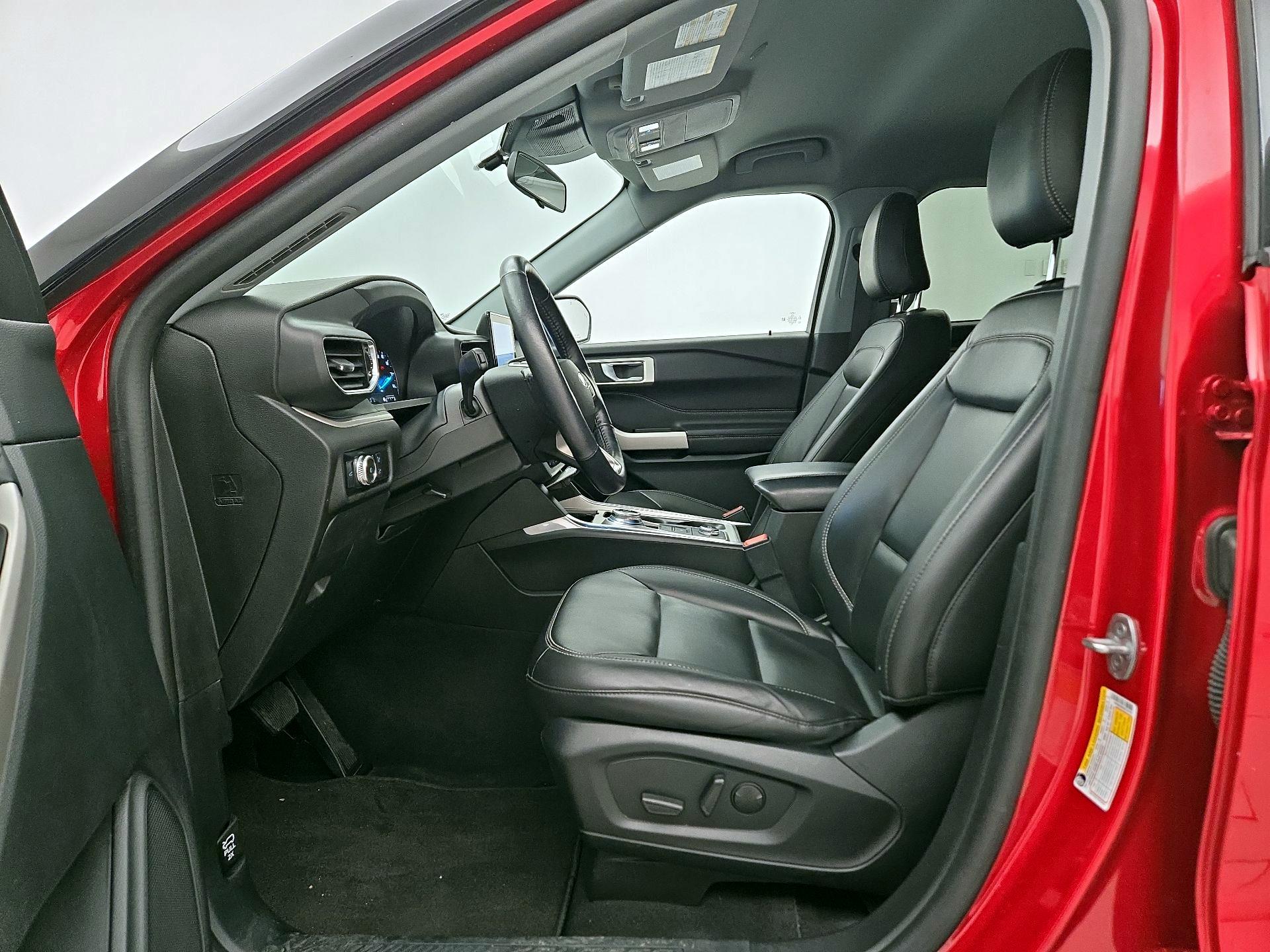 Thumbnail: 2022 Ford Explorer - 11