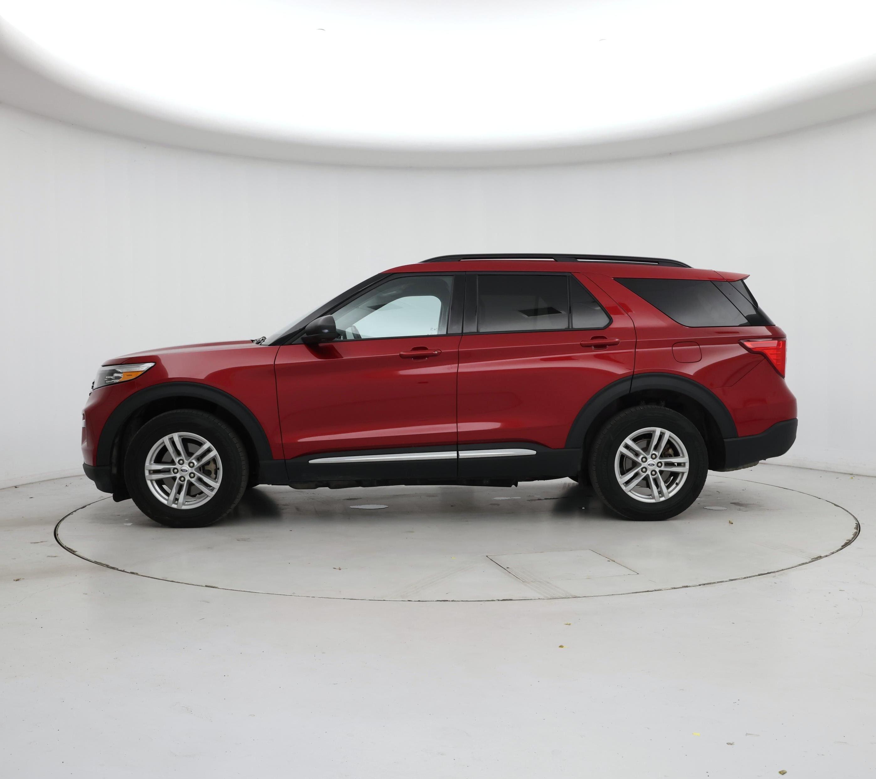 Thumbnail: 2022 Ford Explorer - 3