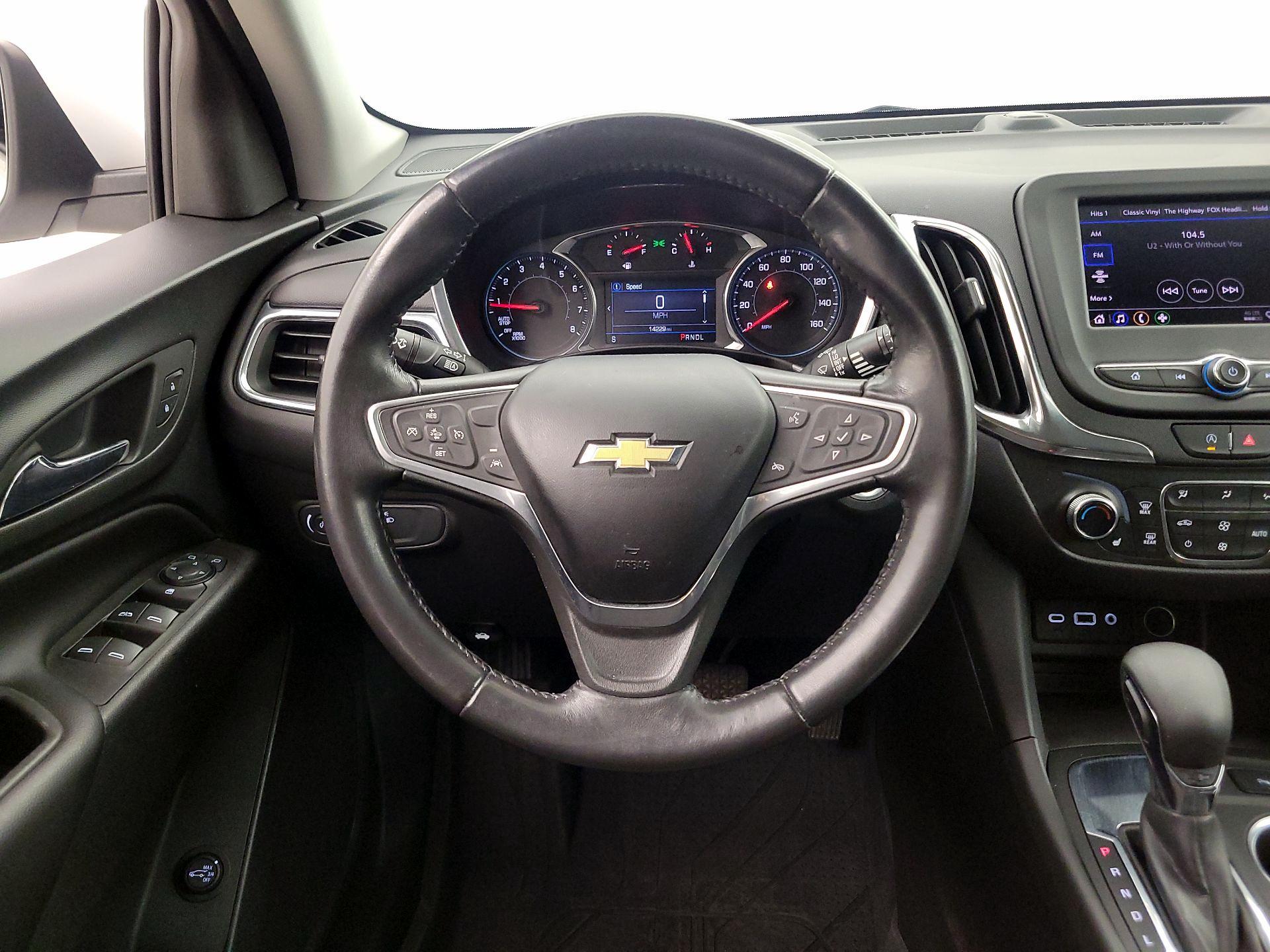 Thumbnail: 2022 Chevrolet Equinox - 10