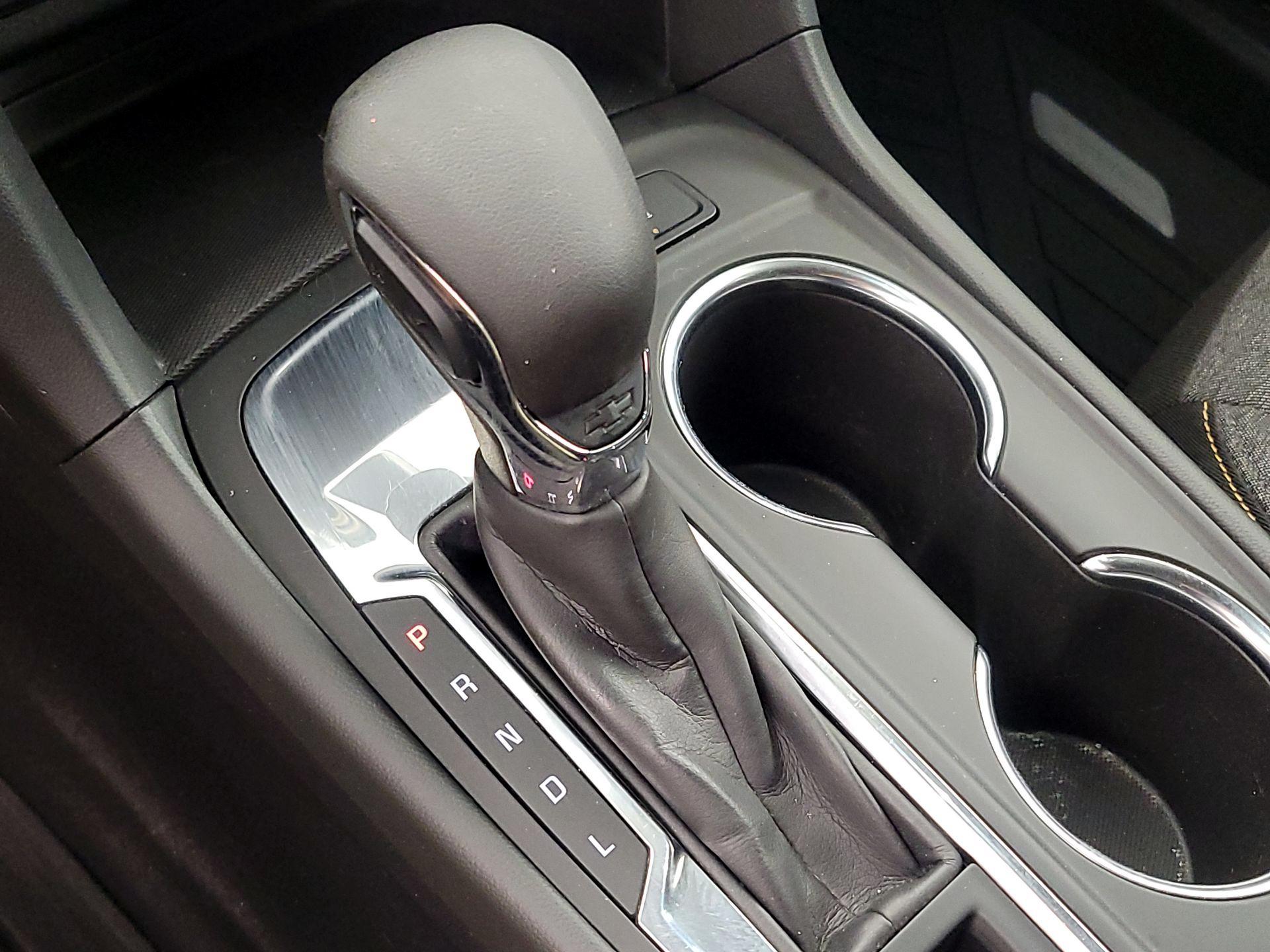 Thumbnail: 2022 Chevrolet Equinox - 17