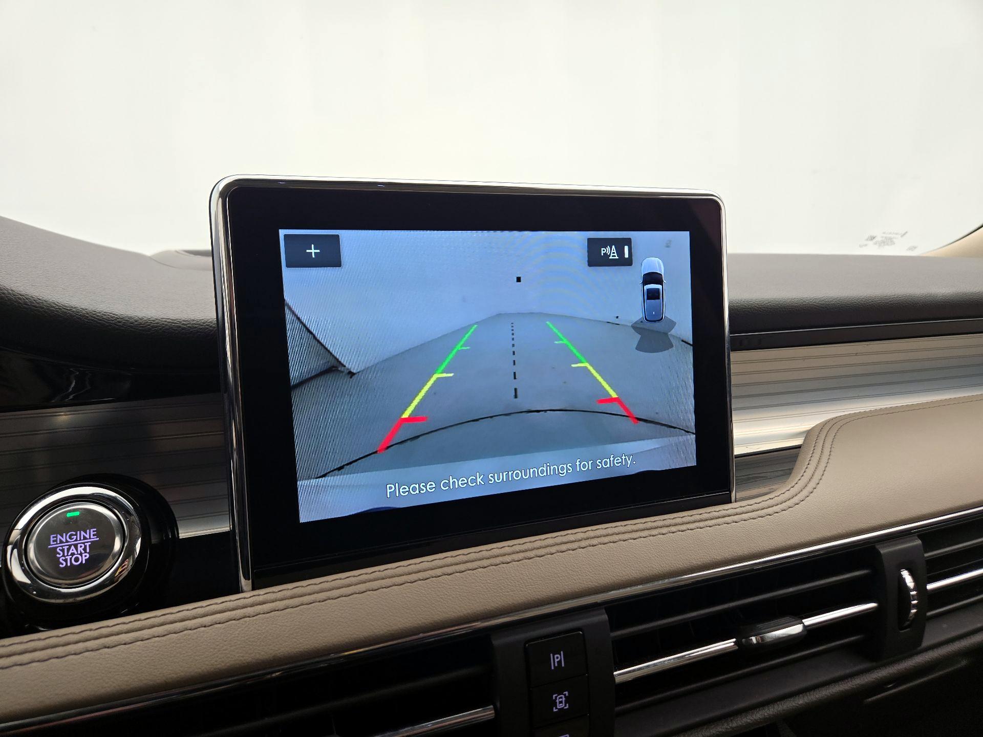 Thumbnail: 2022 Lincoln Corsair - 15