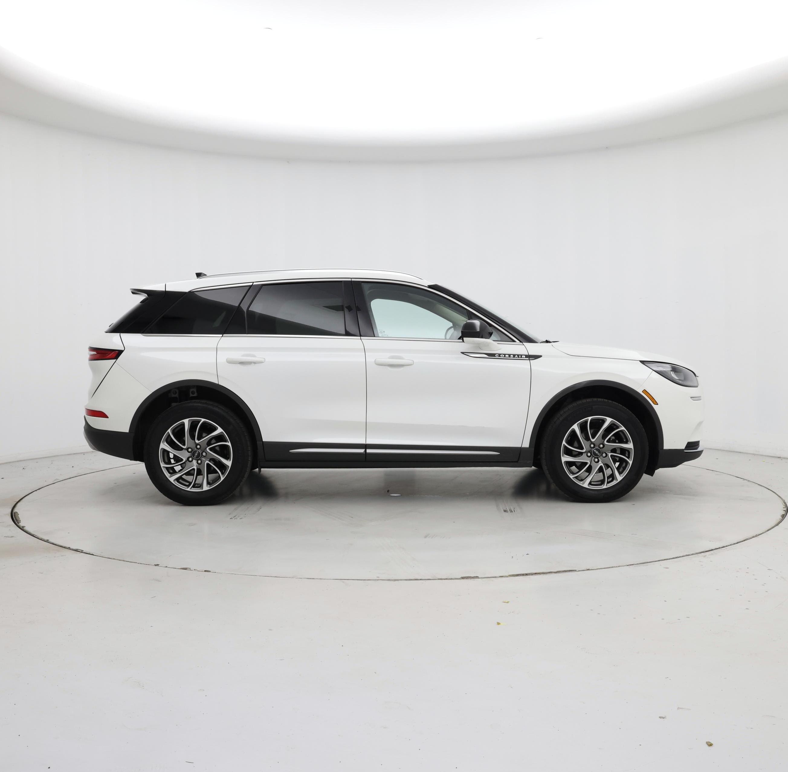 Thumbnail: 2022 Lincoln Corsair - 7