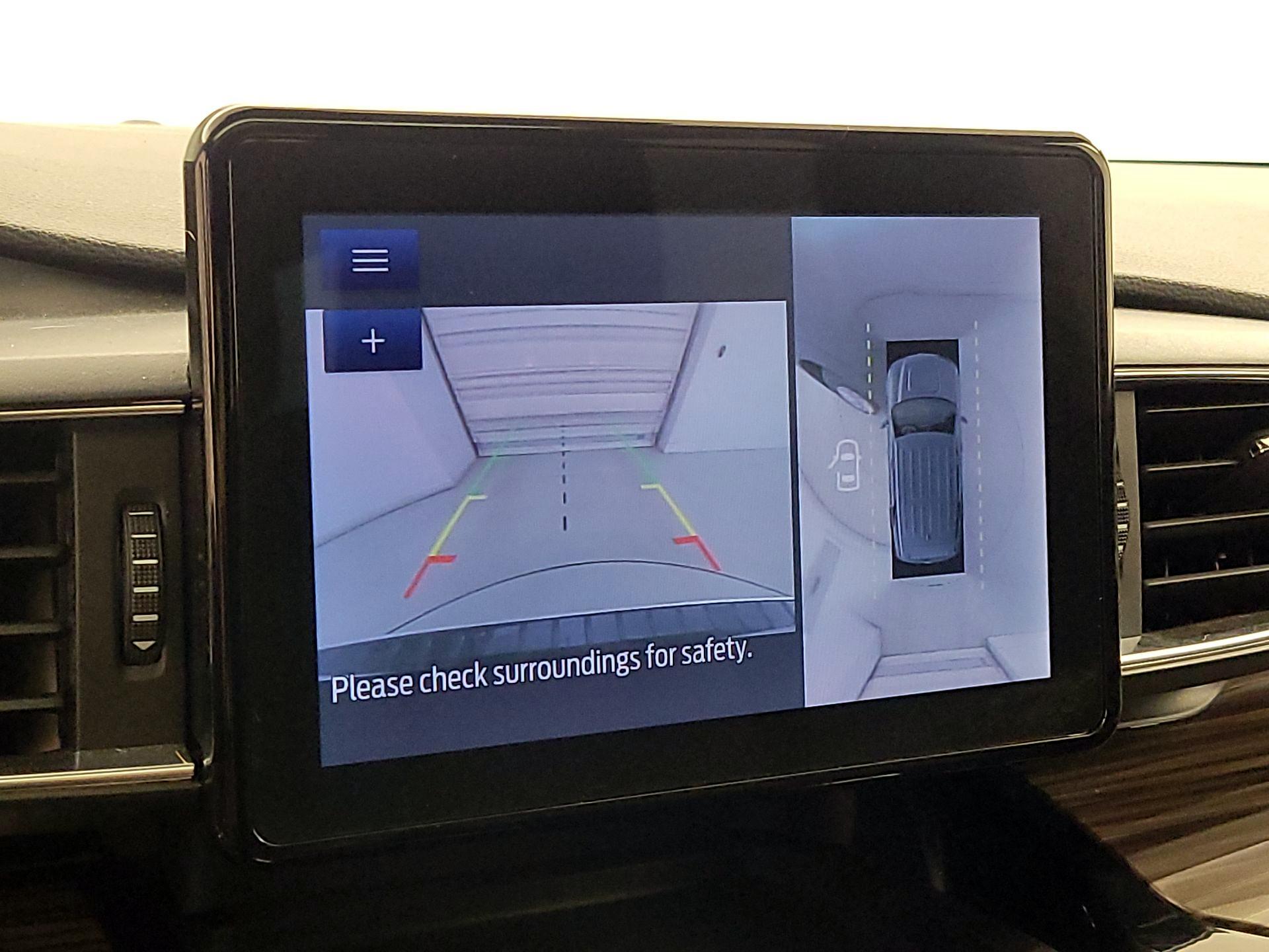 Thumbnail: 2022 Ford Explorer - 15