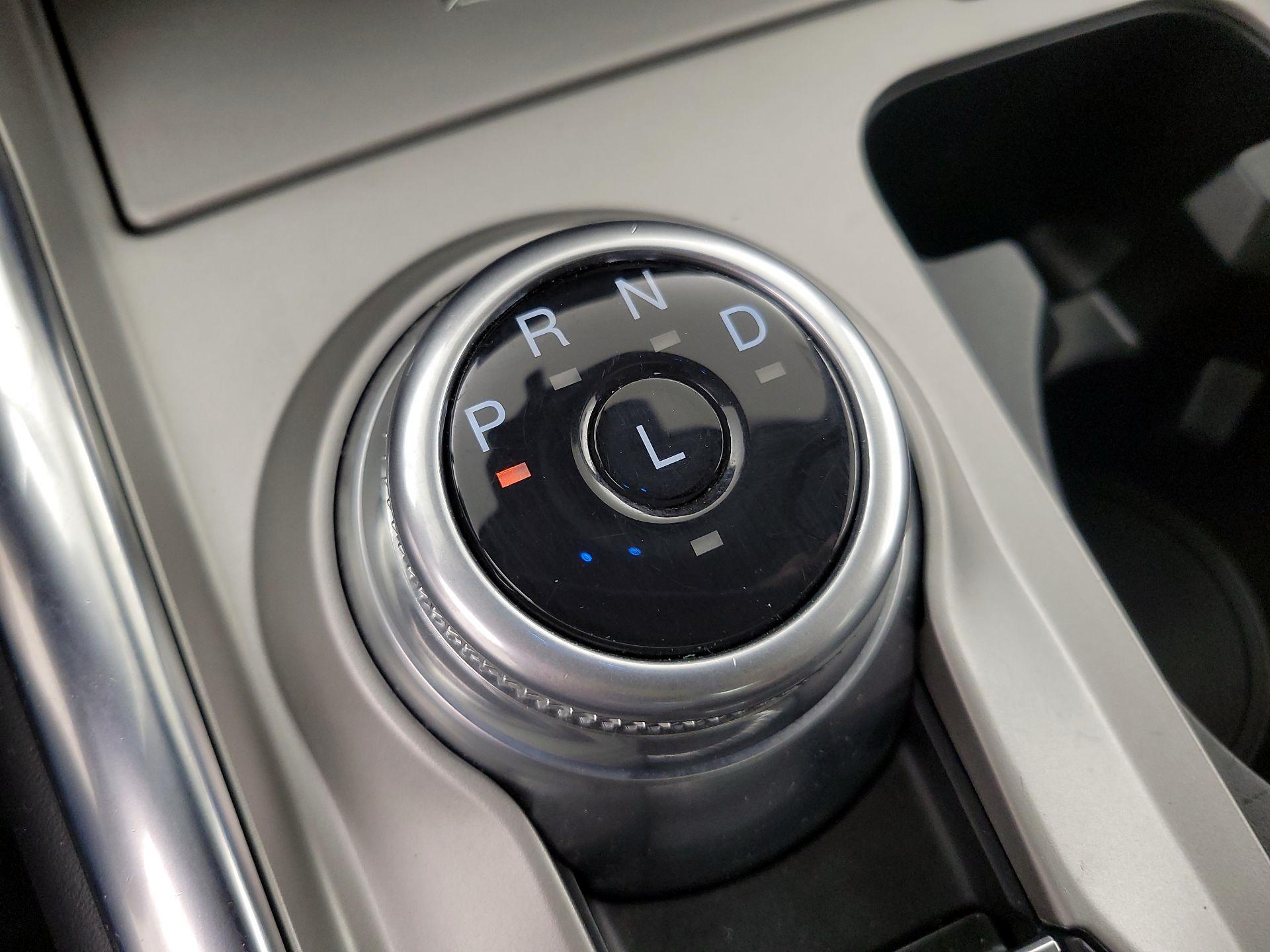 Thumbnail: 2022 Ford Explorer - 18