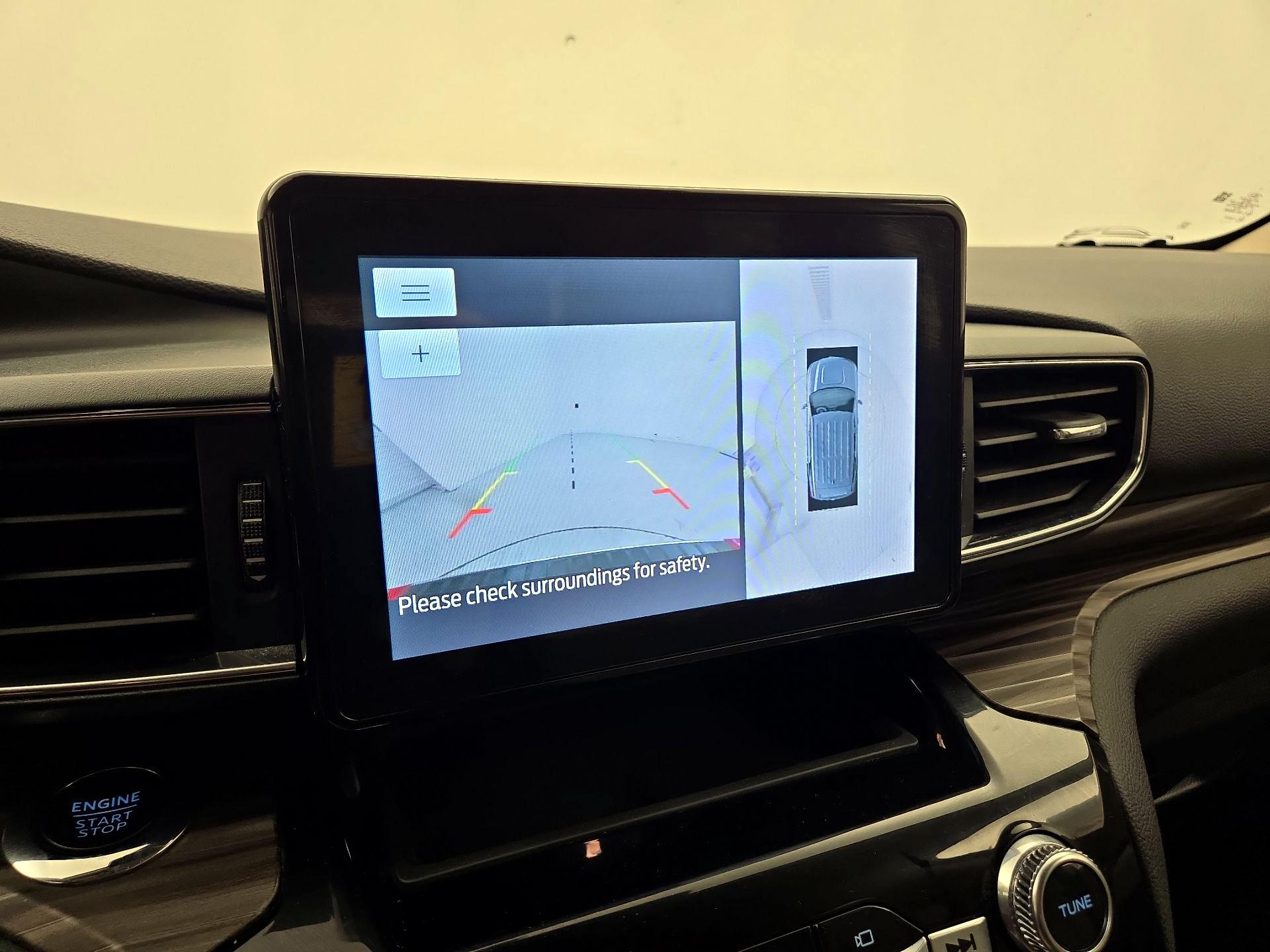 Thumbnail: 2022 Ford Explorer - 15