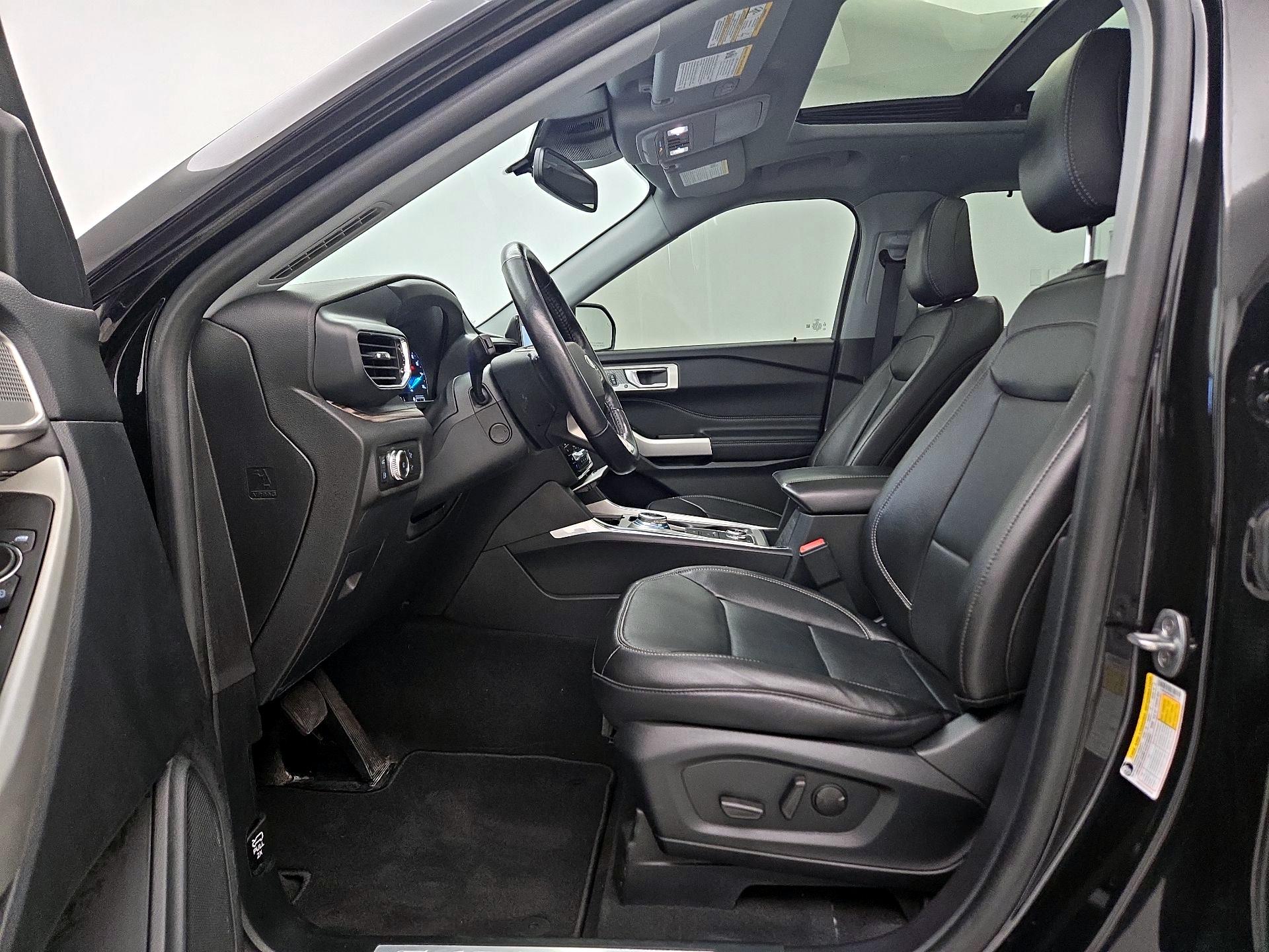 Thumbnail: 2022 Ford Explorer - 11