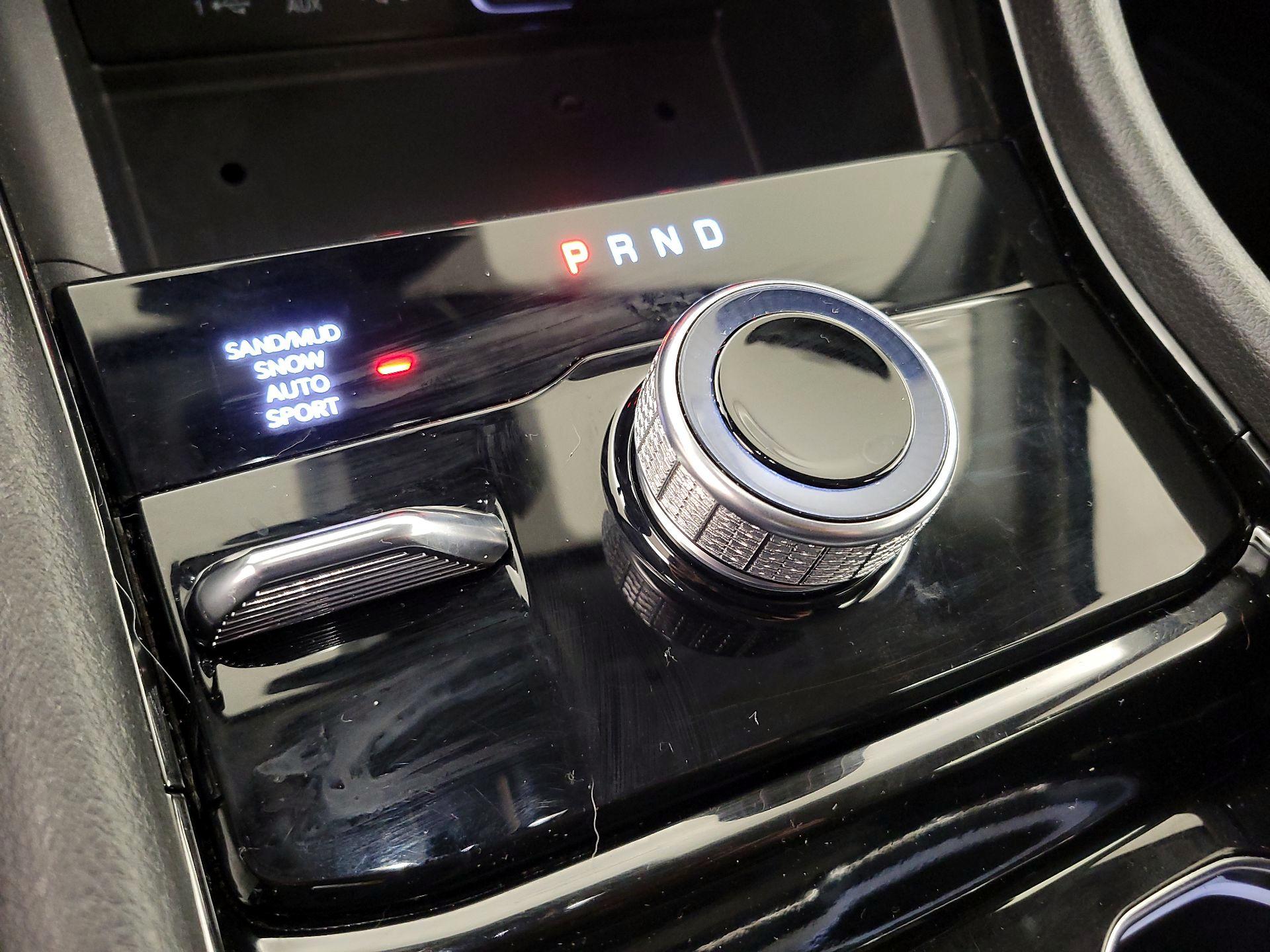 Thumbnail: 2023 Jeep Grand Cherokee - 18