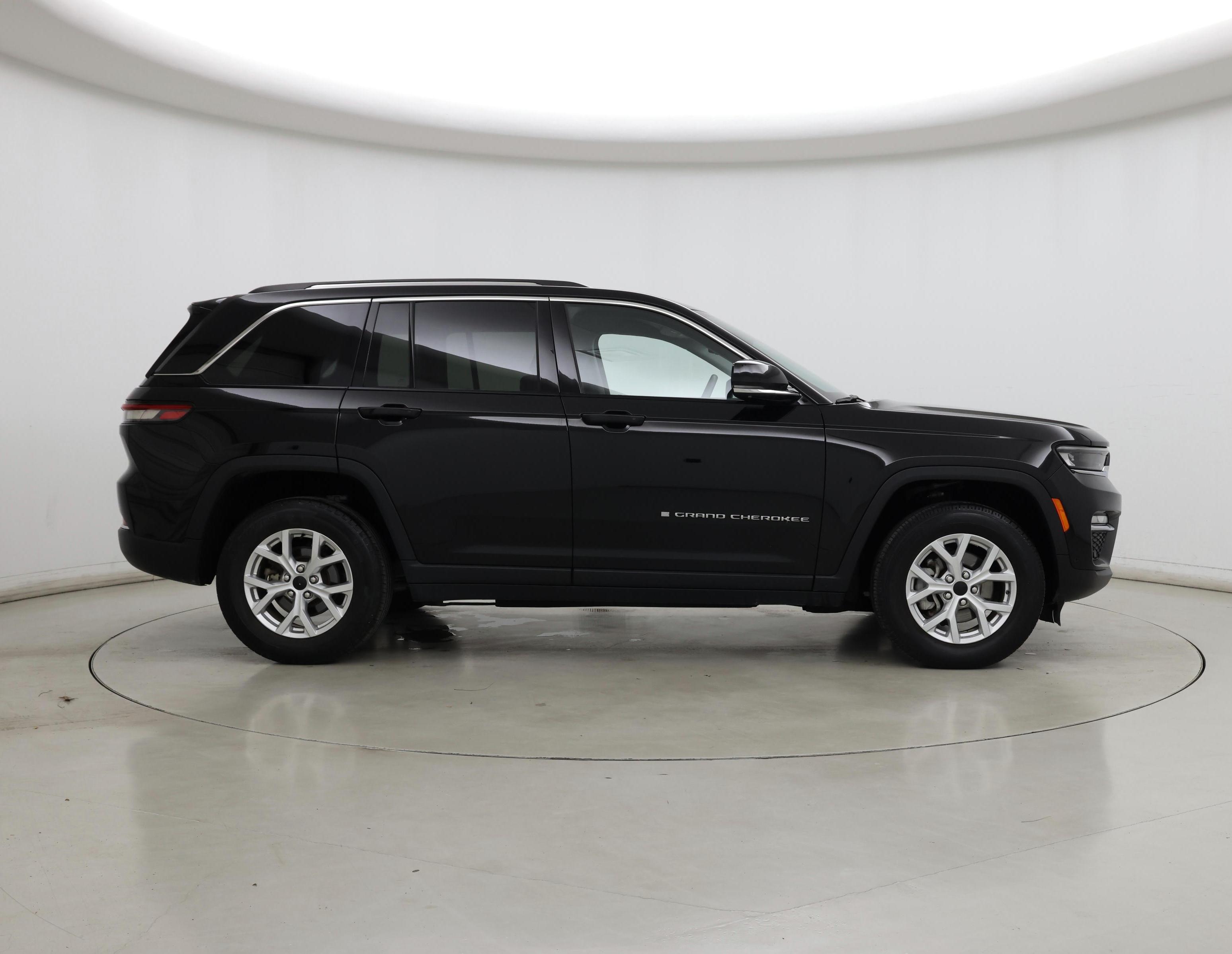 Thumbnail: 2023 Jeep Grand Cherokee - 7