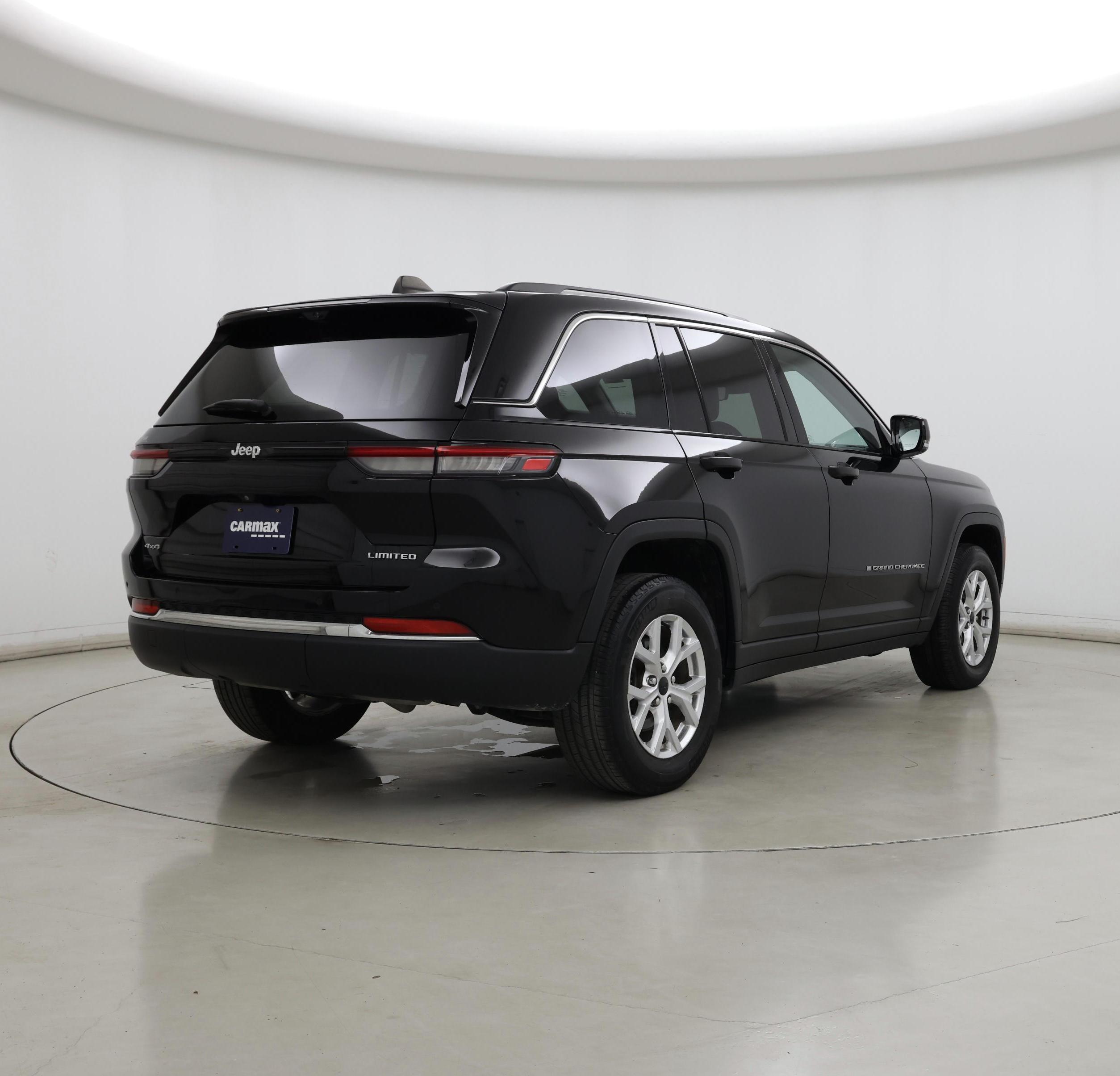 Thumbnail: 2023 Jeep Grand Cherokee - 8