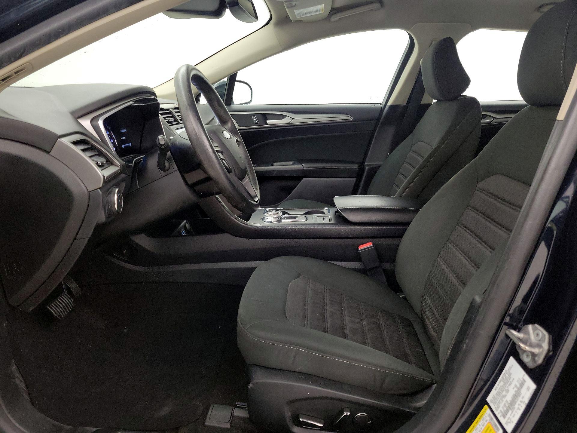 Thumbnail: 2020 Ford Fusion - 11