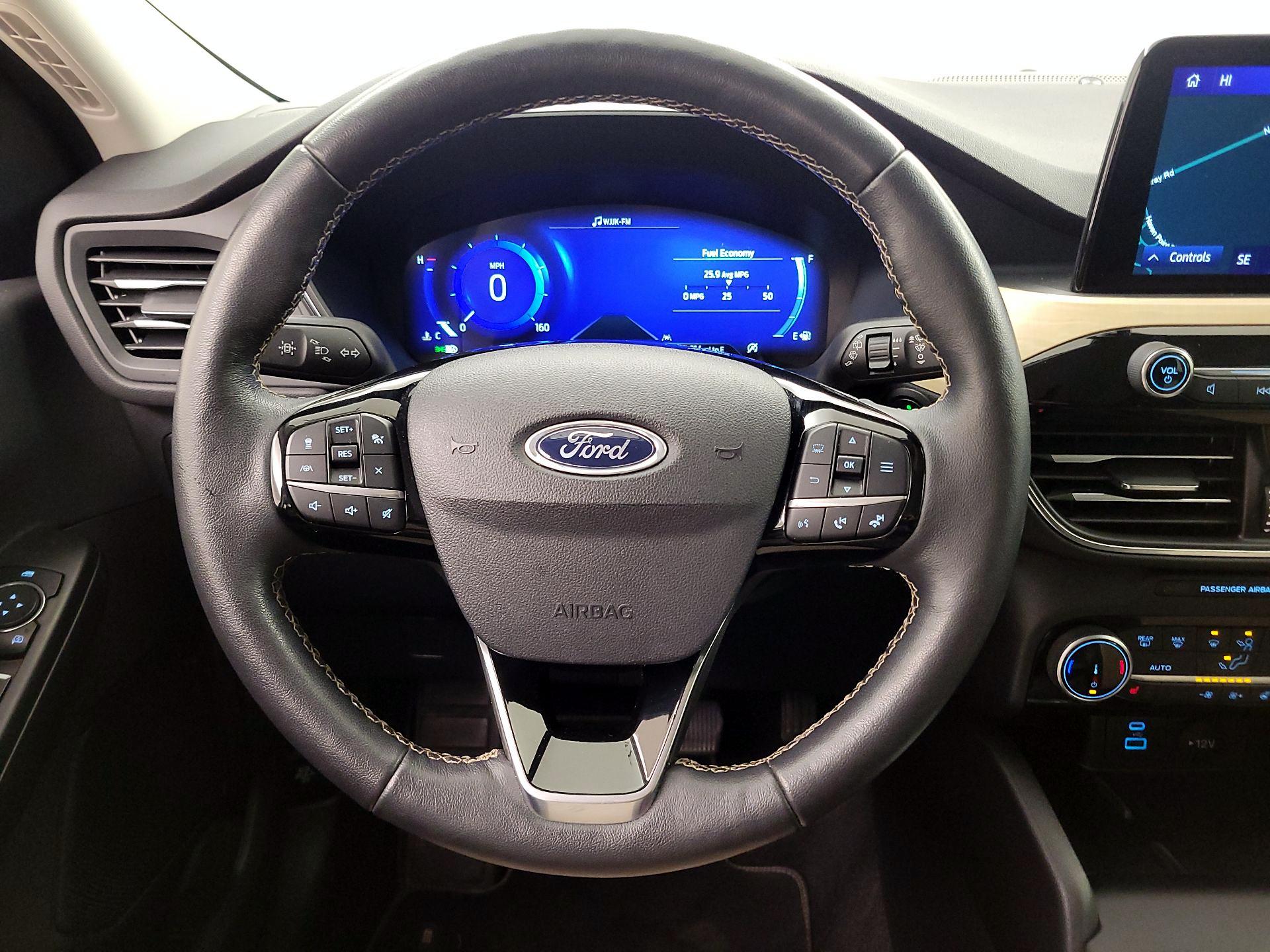 Thumbnail: 2022 Ford Escape - 10