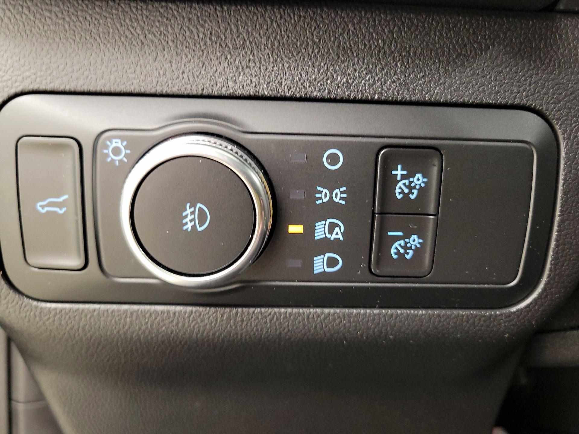 Thumbnail: 2022 Ford Escape - 13