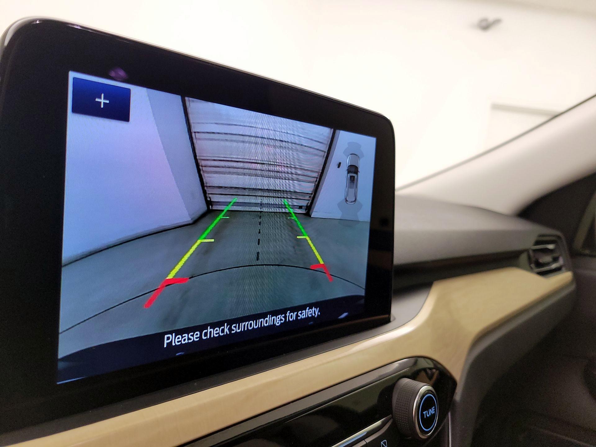 Thumbnail: 2022 Ford Escape - 15