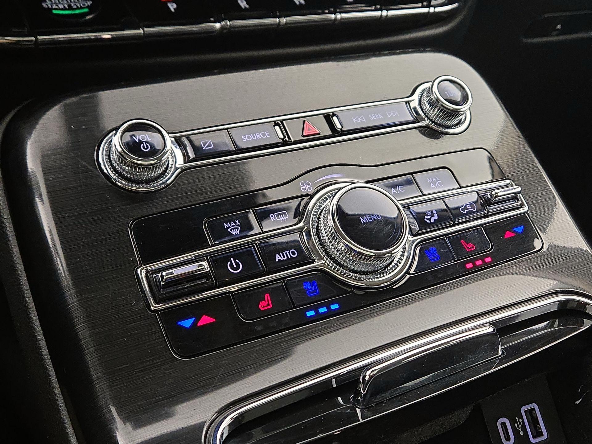 Thumbnail: 2022 Lincoln Nautilus - 17