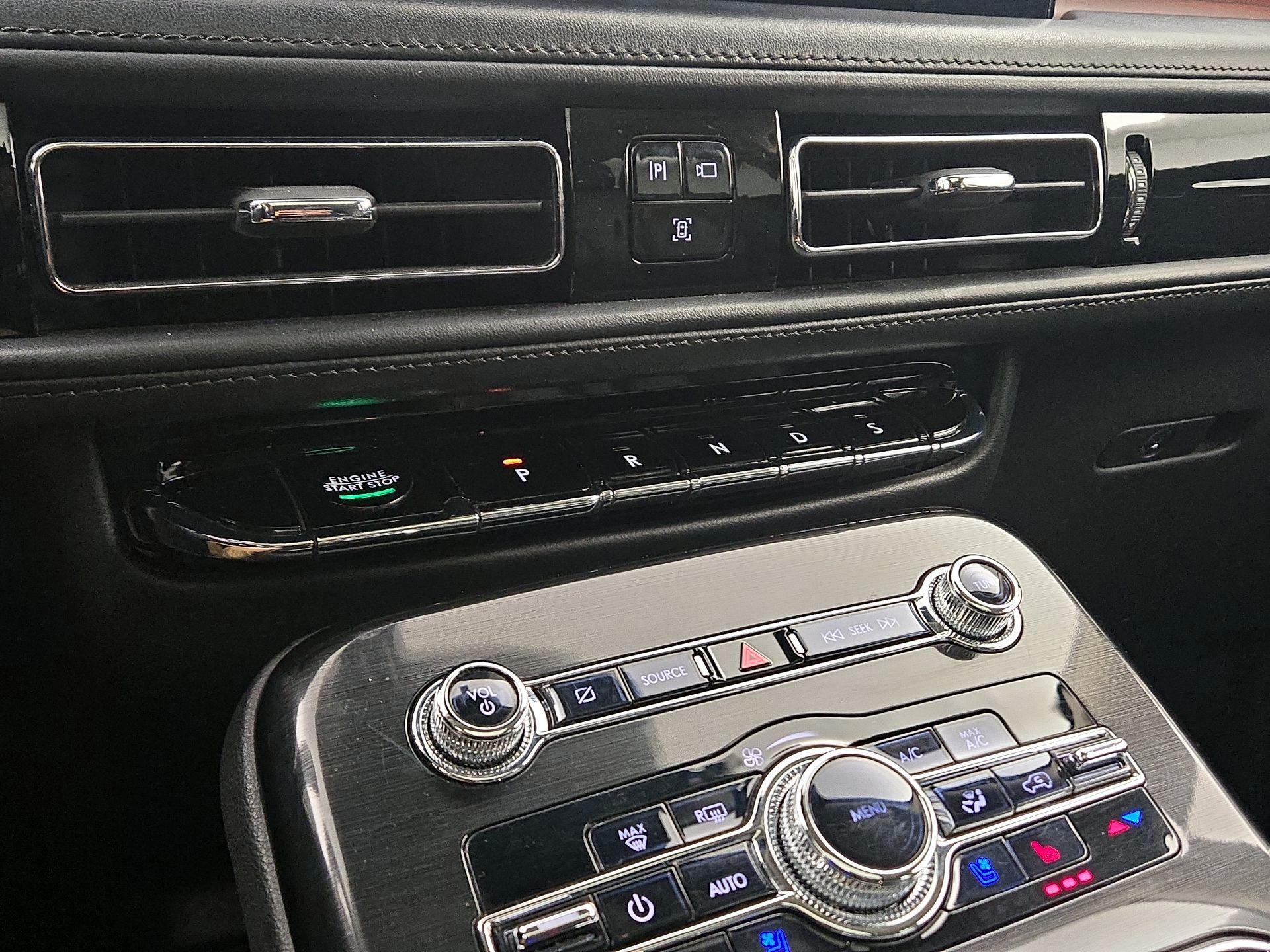 Thumbnail: 2022 Lincoln Nautilus - 18