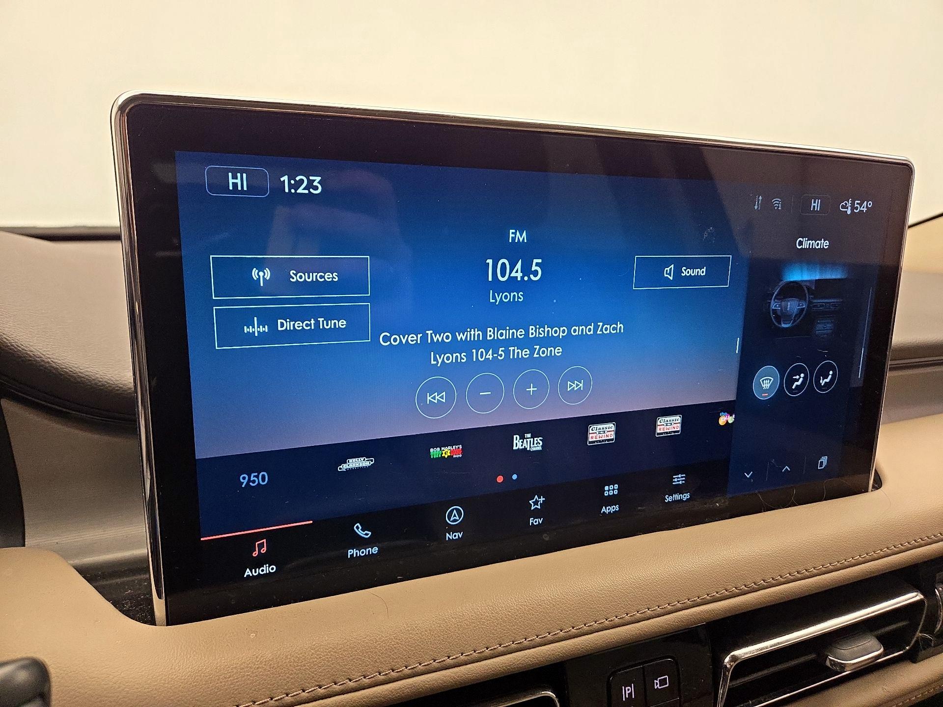 Thumbnail: 2022 Lincoln Nautilus - 16