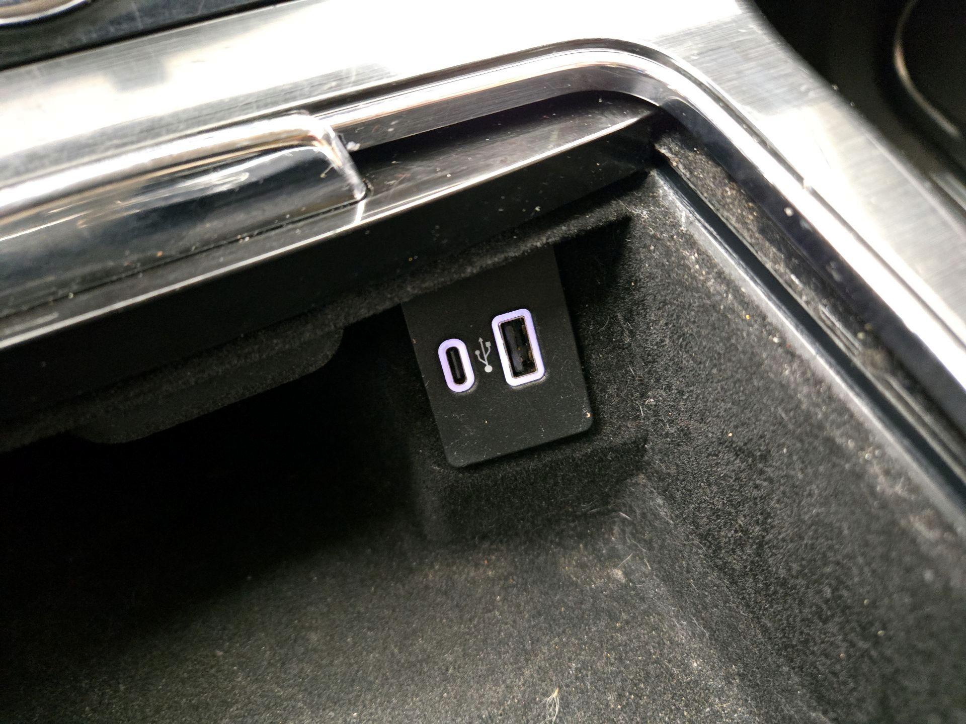 Thumbnail: 2022 Lincoln Nautilus - 19